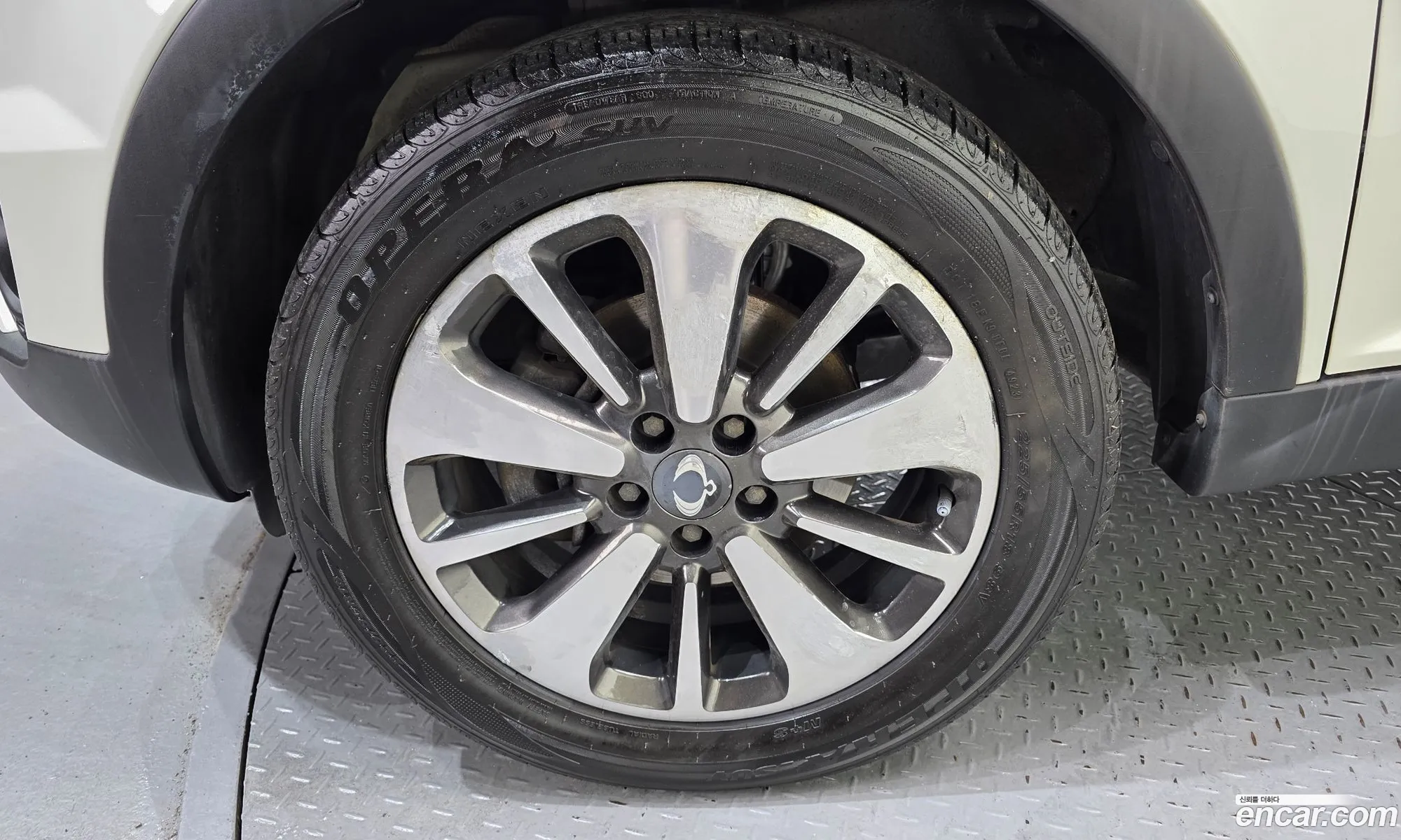 KG Mobility (SsangYong) Korando C 2015 — 19