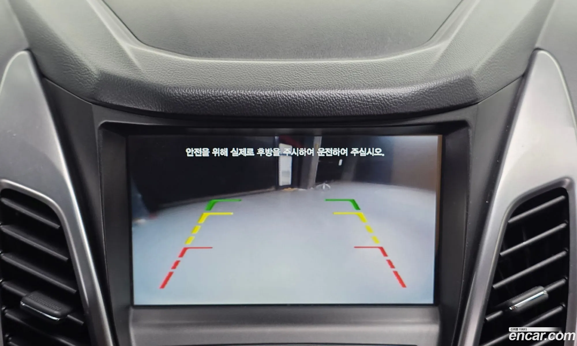 KG Mobility (SsangYong) Korando C 2015 — 9