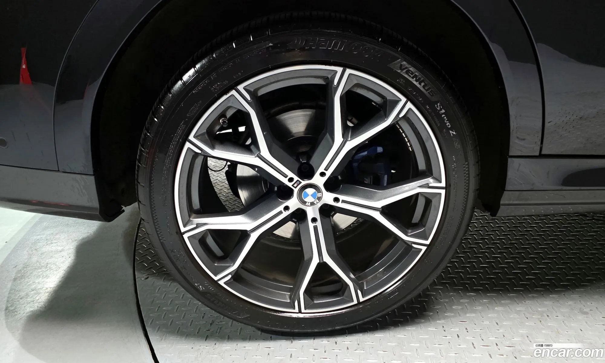 BMW X6 2022 — 18