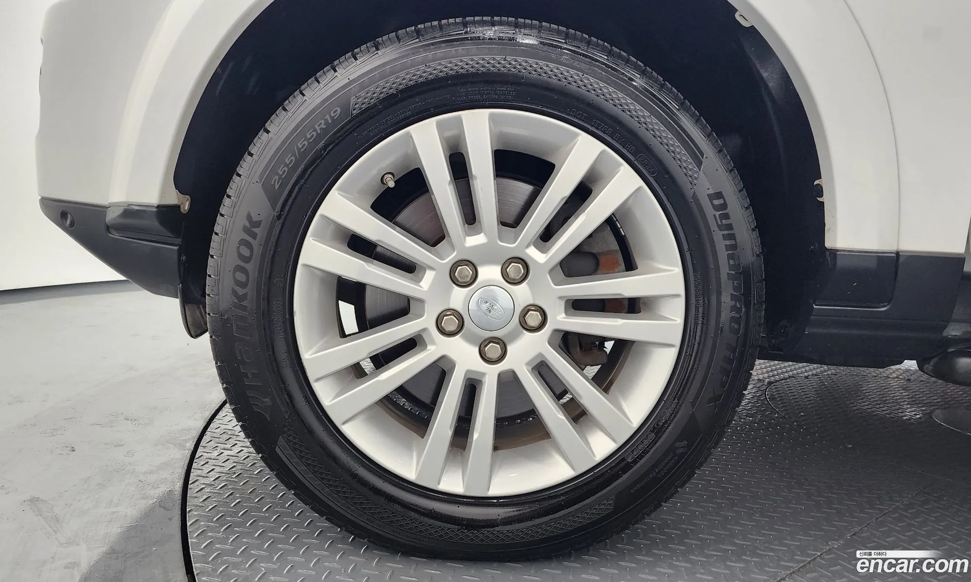 Land Rover Discovery 4 2016 SALLAAAG6GA797368 — 9