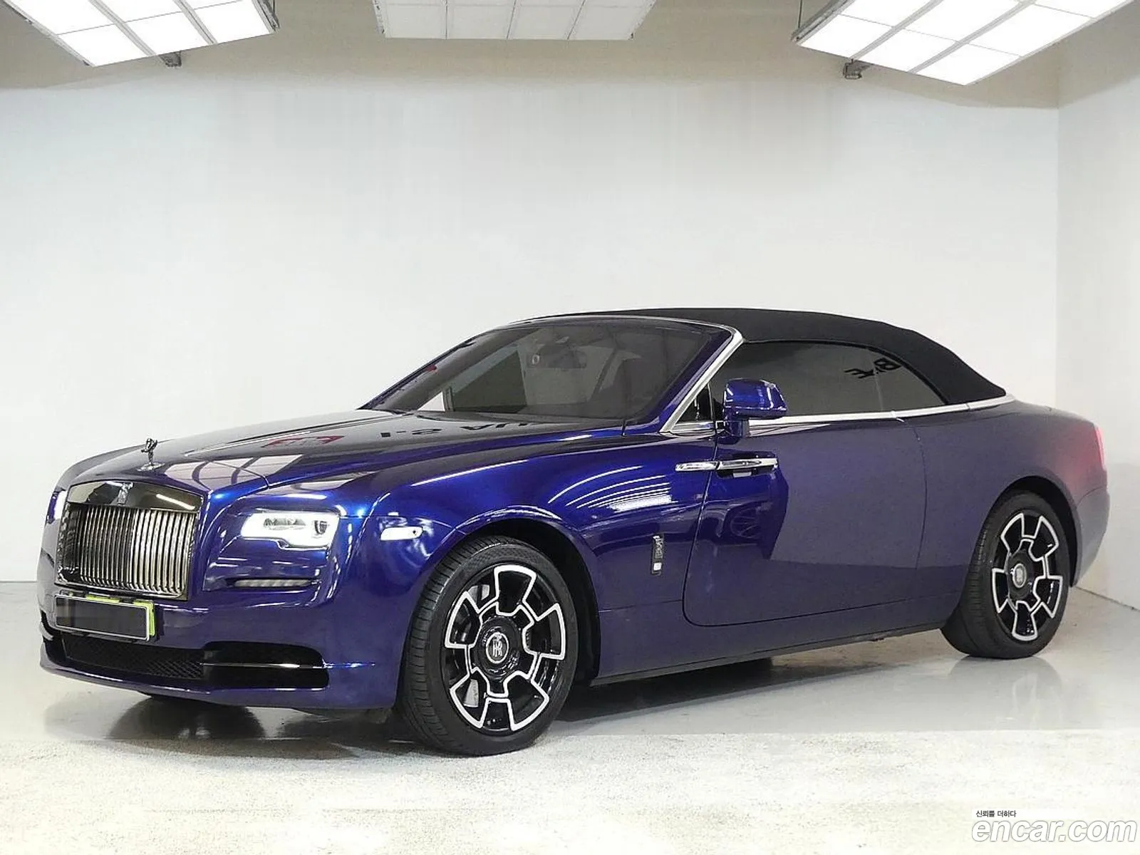 Rolls-Royce Dawn 2020 — 20