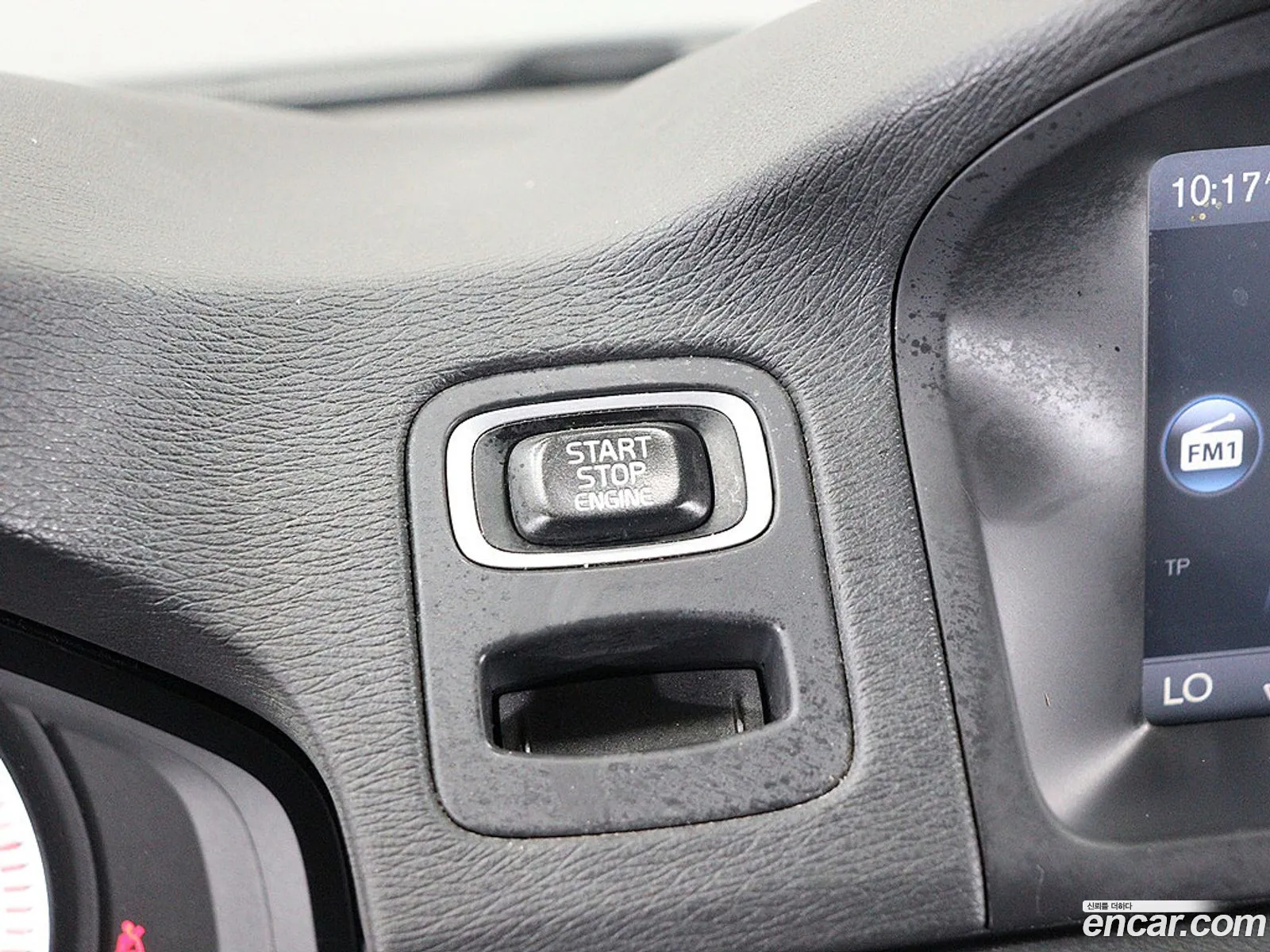 Volvo XC70 2012 — 4
