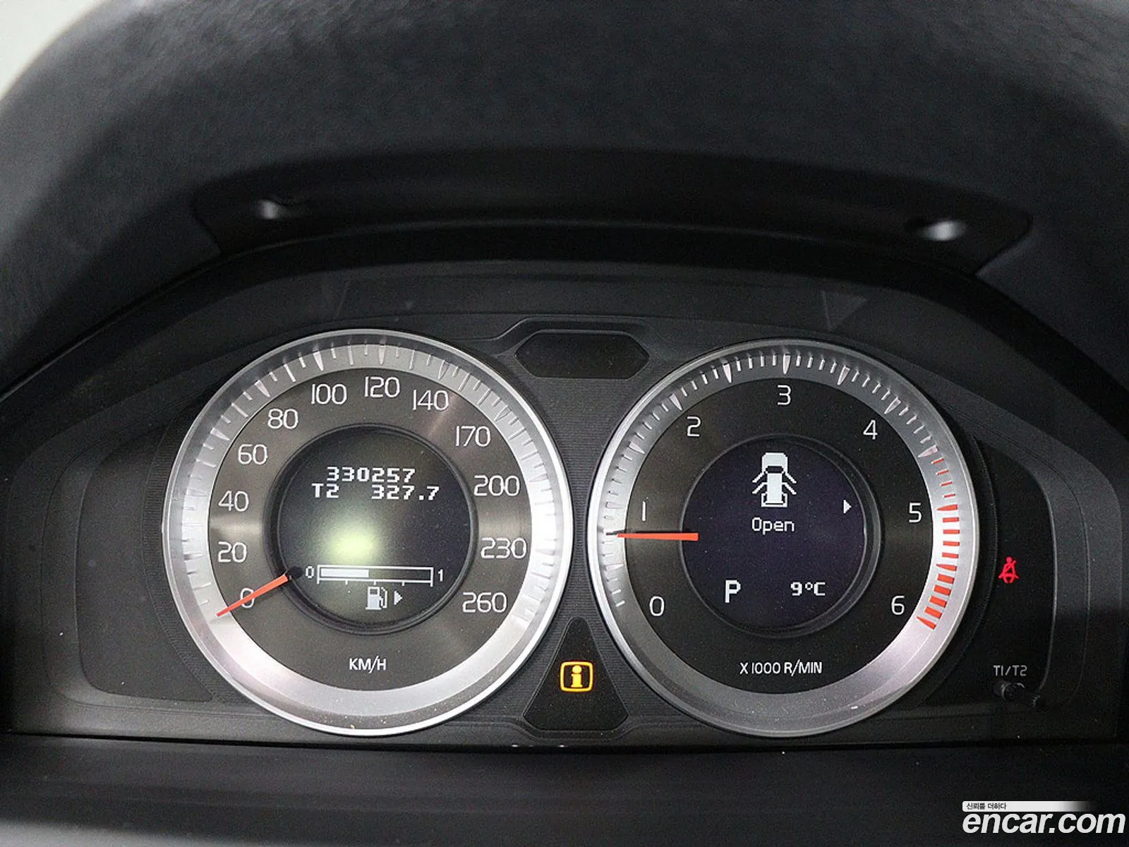 Volvo XC70 2012 — 8