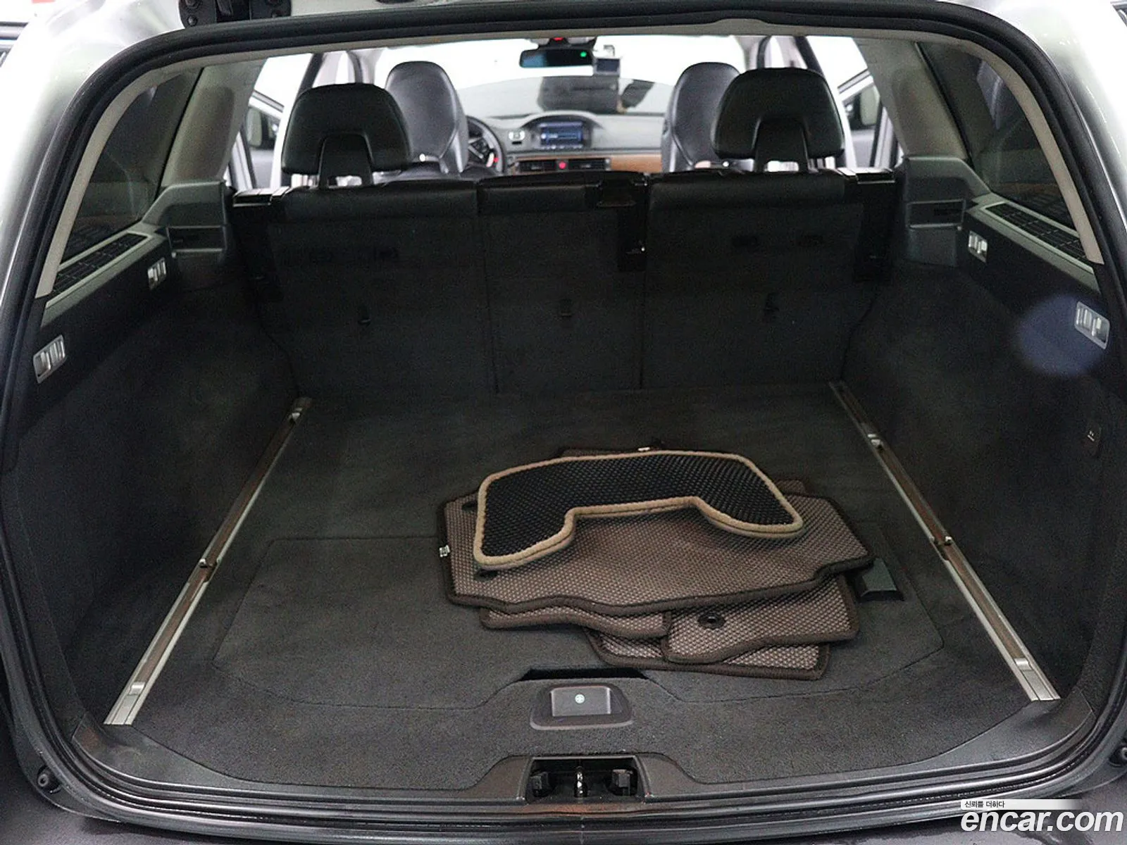Volvo XC70 2012 — 10