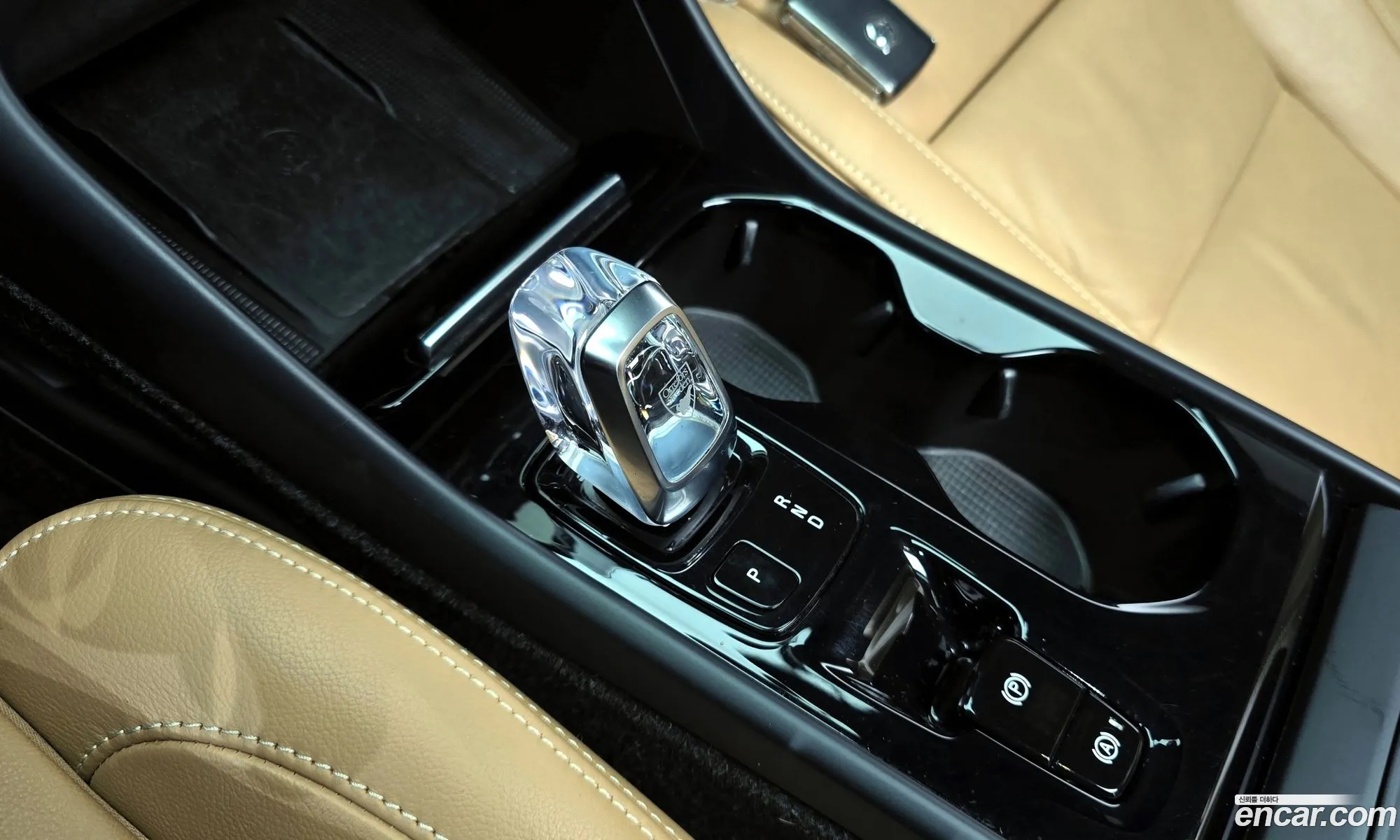 Volvo XC40 2021 — 11