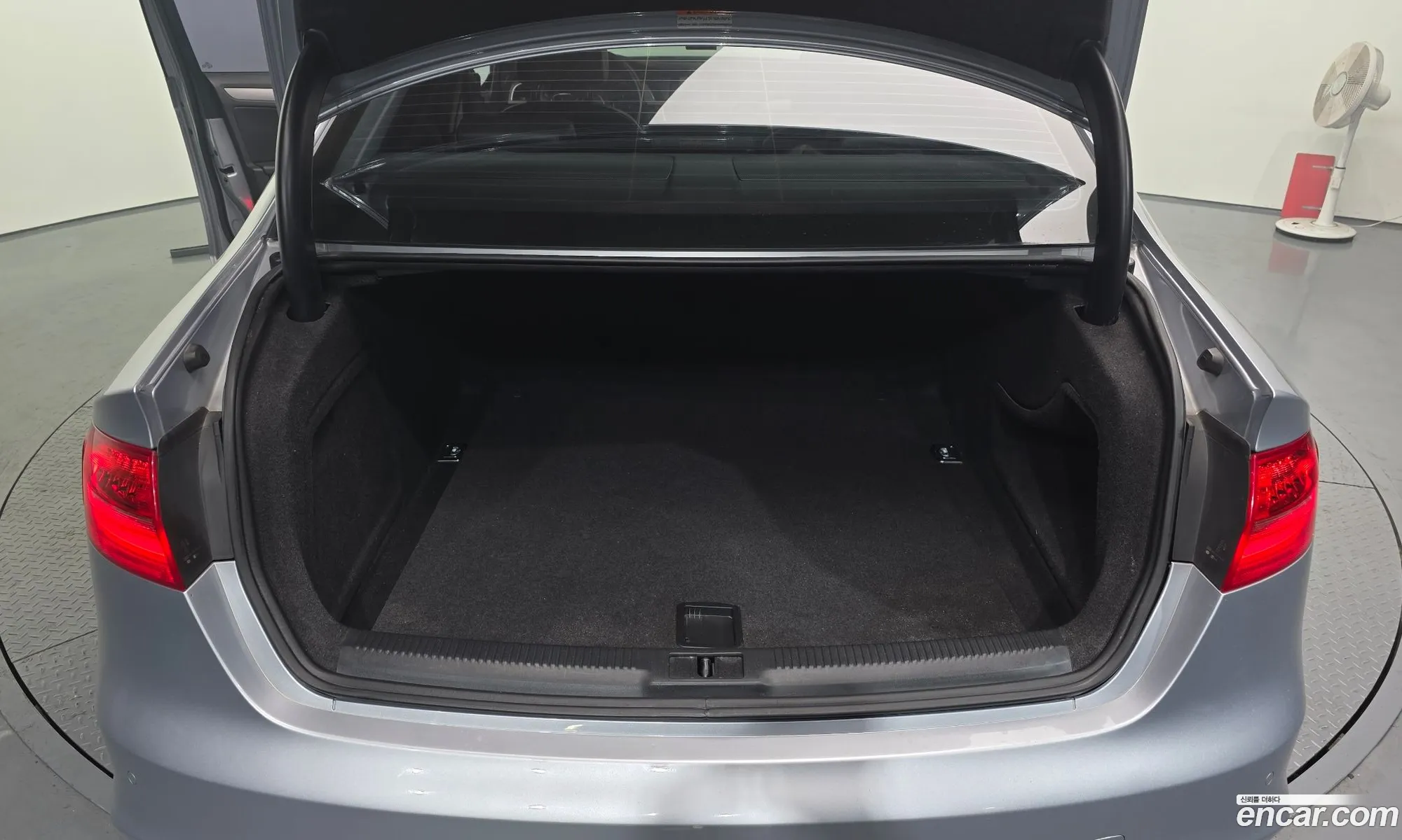 Audi A4 2014 WAUZZZ8K3FN006102 — 12