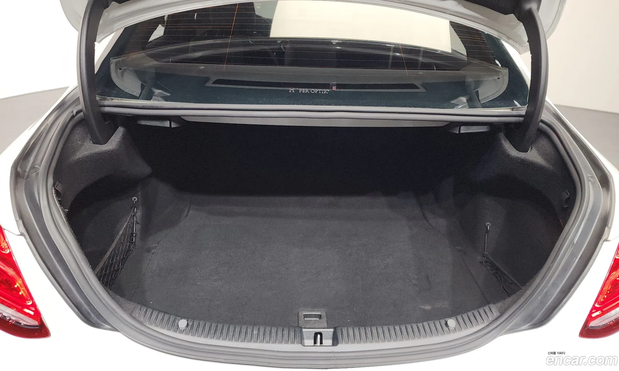Mercedes-Benz C-Class W205 2018 WDDWF4DB0JF720351 — 20