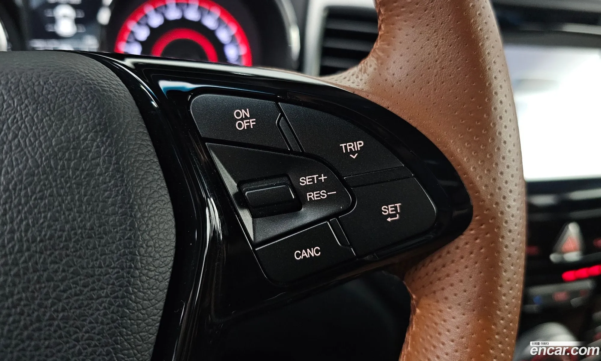 KG Mobility (SsangYong) Tivoli Armour 2018 — 5