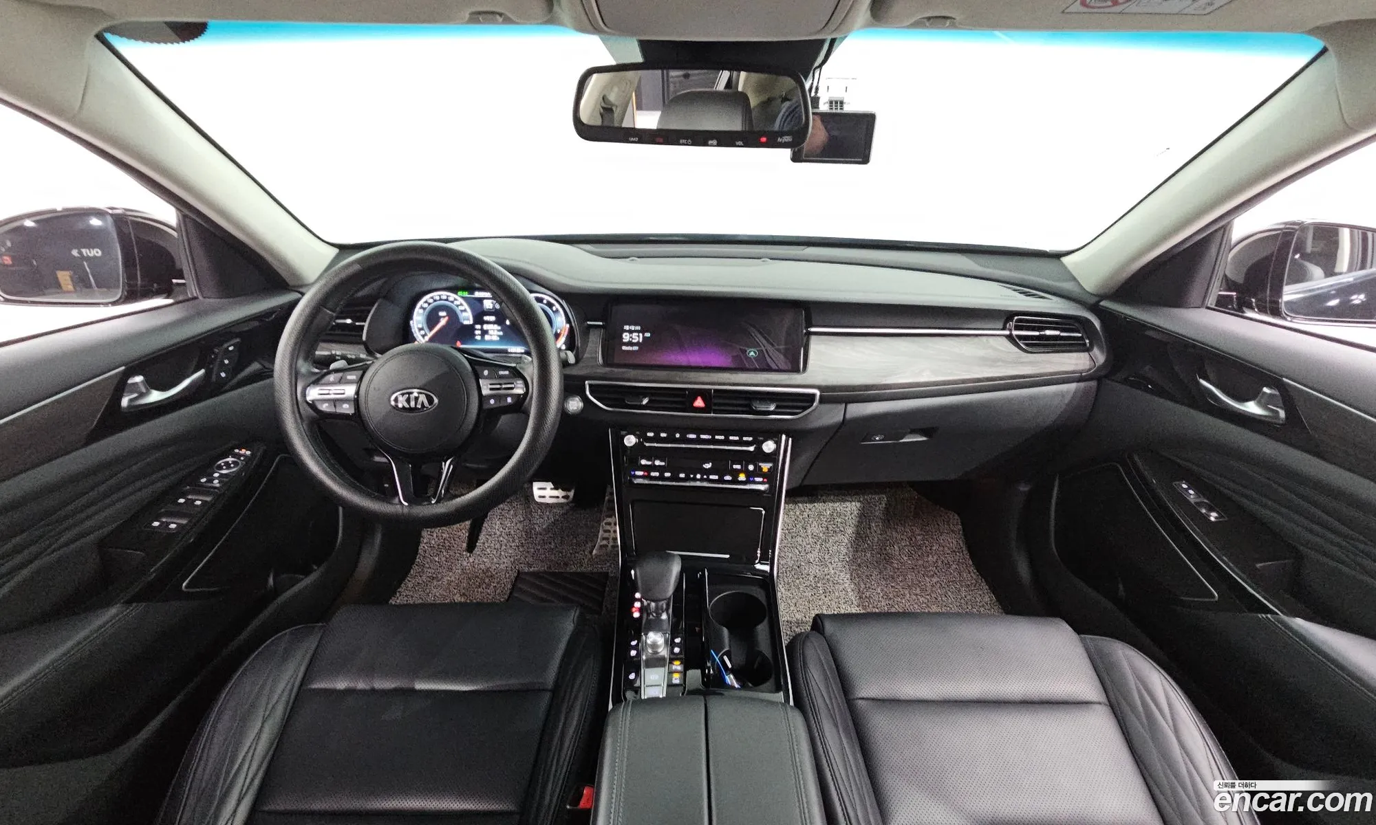 Kia K7 Premier 2020 — 17