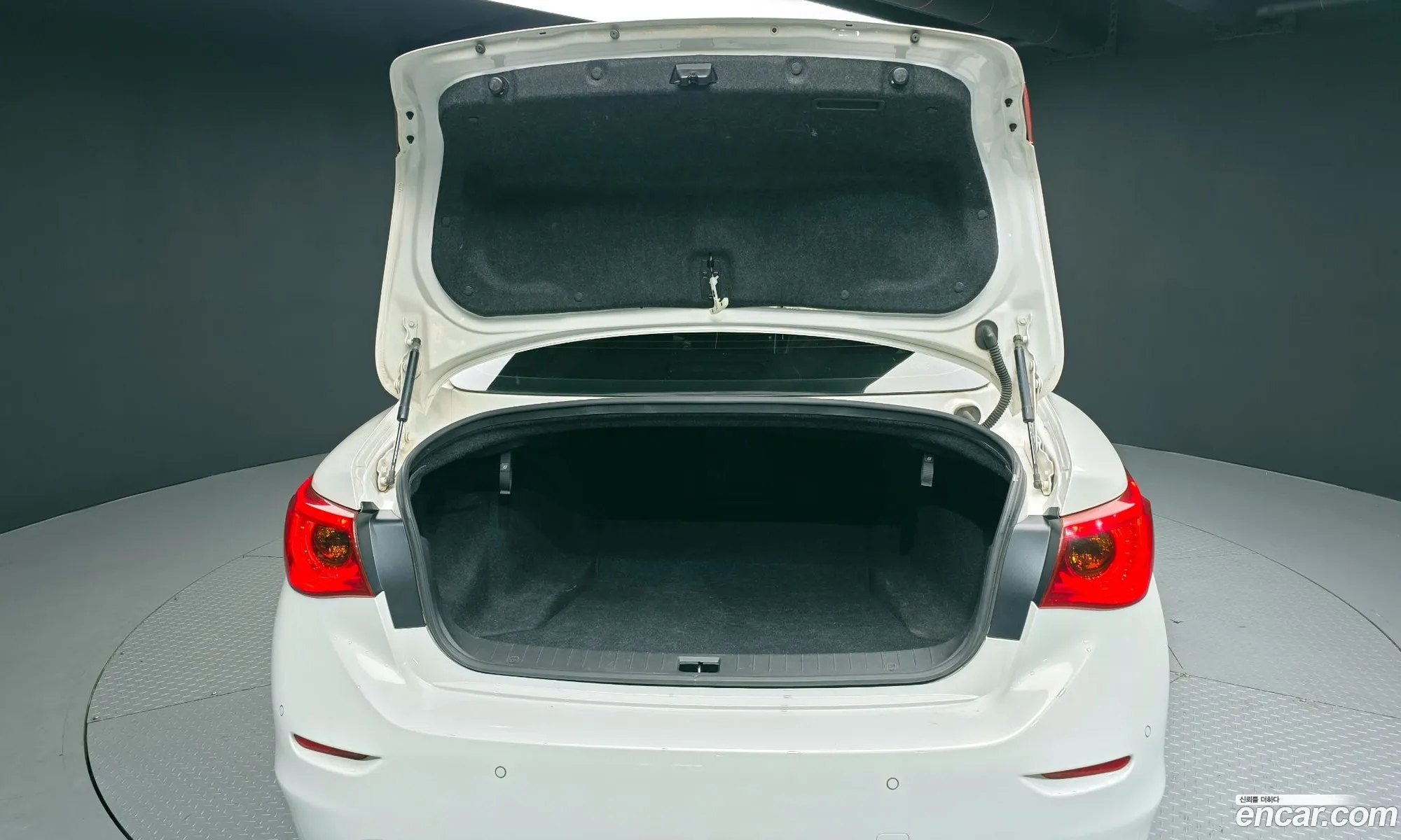 Infiniti Q50 2015 JNKDV71E3FM530694 — 20