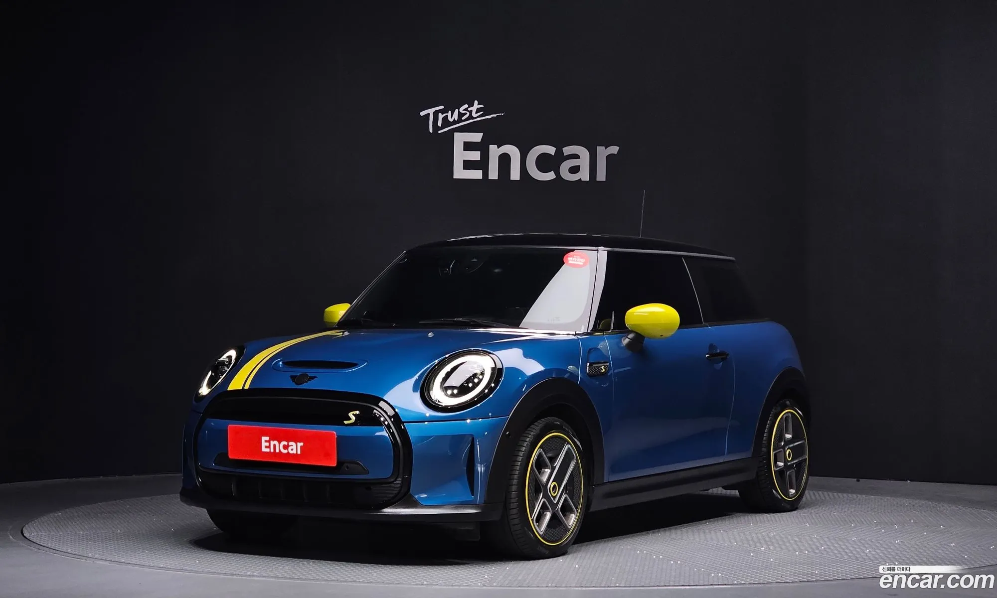 Mini Cooper Electric 2023 — 2