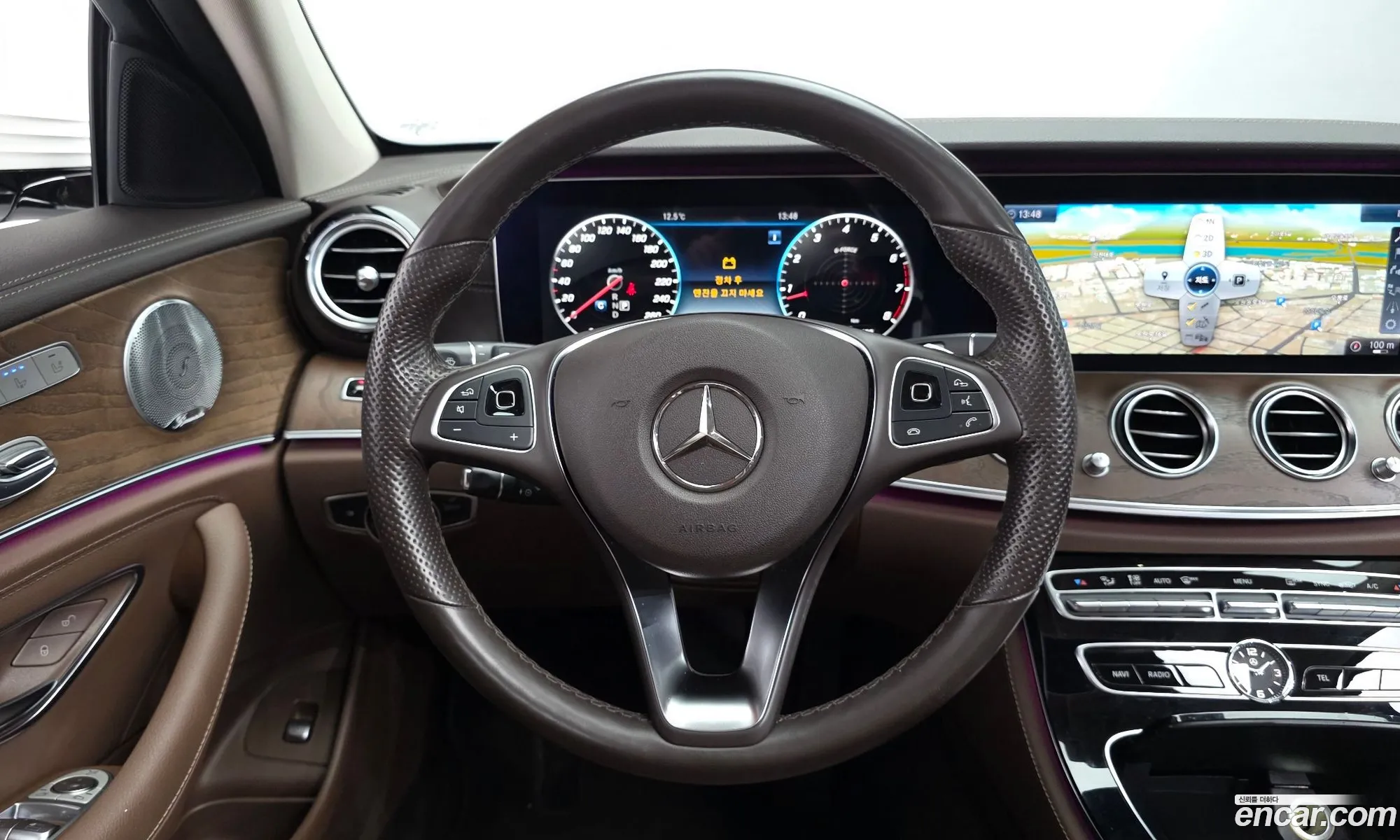 Mercedes-Benz E-Class W213 2017 WDDZF4KB3JA338814 — 16