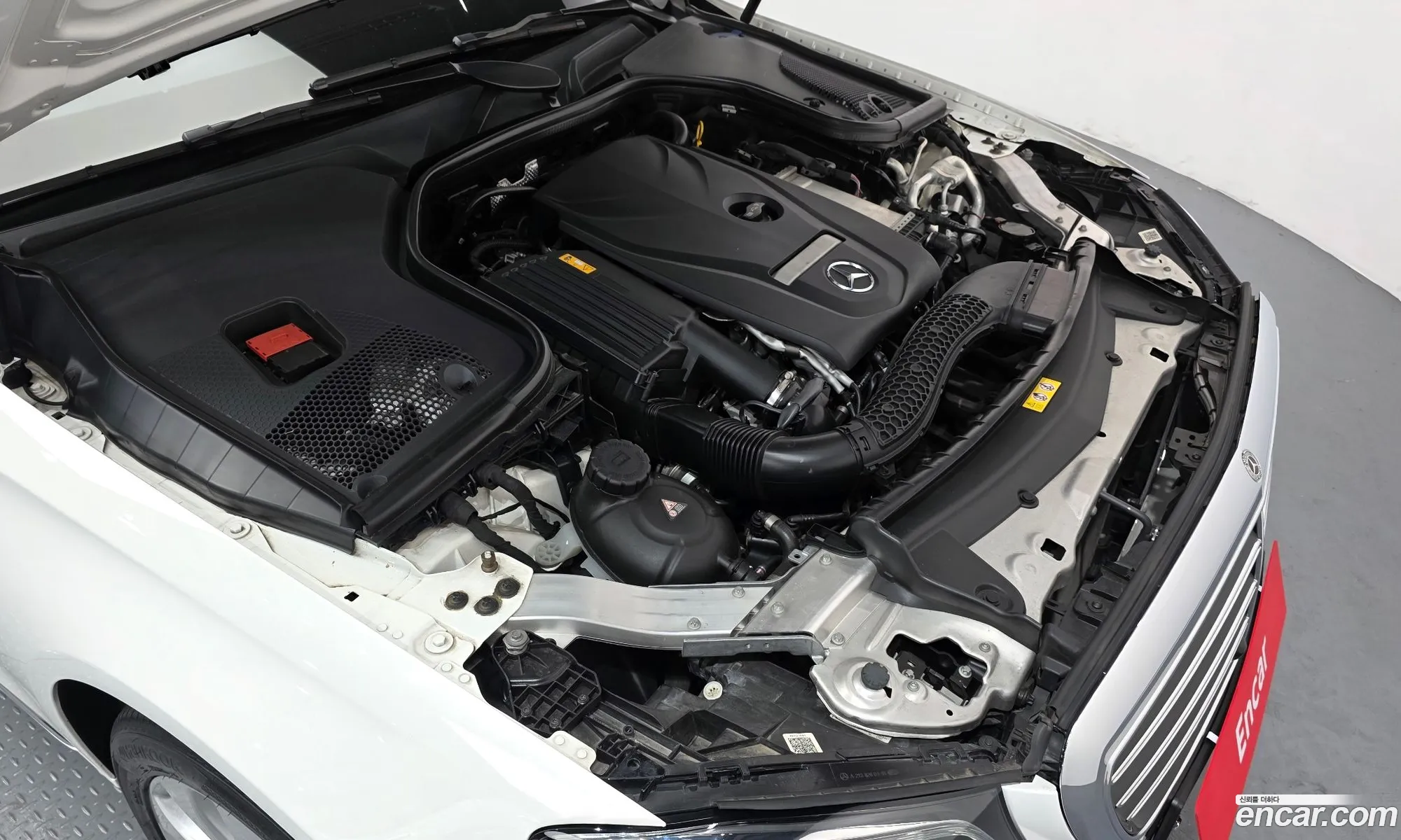 Mercedes-Benz E-Class W213 2017 WDDZF4KB3JA338814 — 13
