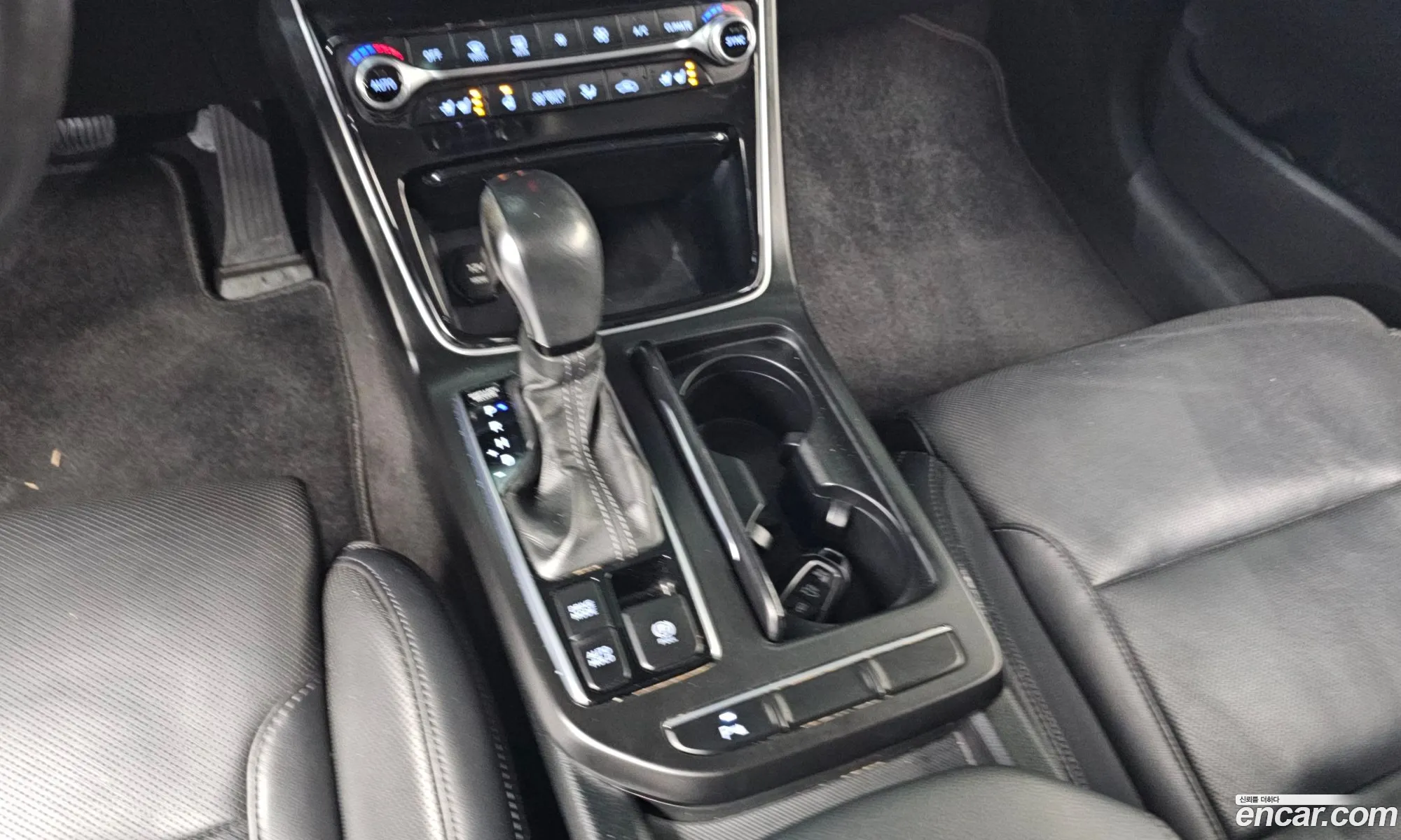 Hyundai Grandeur IG Hybrid 2017 — 9