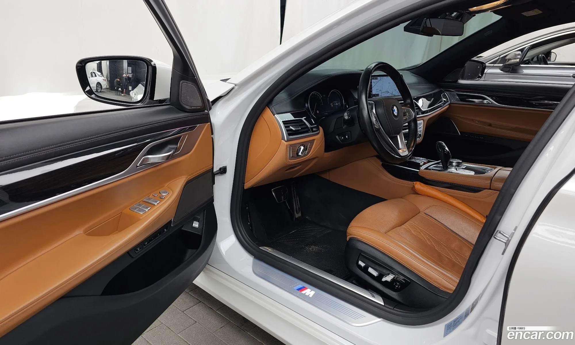 BMW 7 Series 2018 WBA7C6104JB073950 — 2