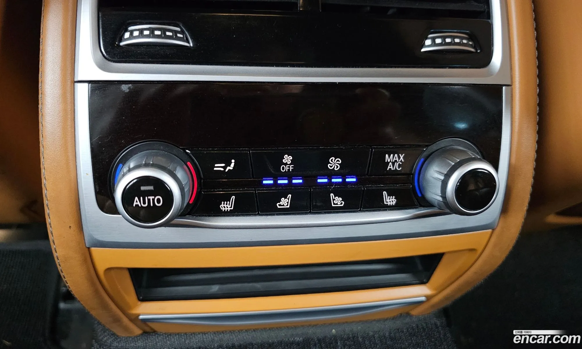 BMW 7 Series 2018 WBA7C6104JB073950 — 7