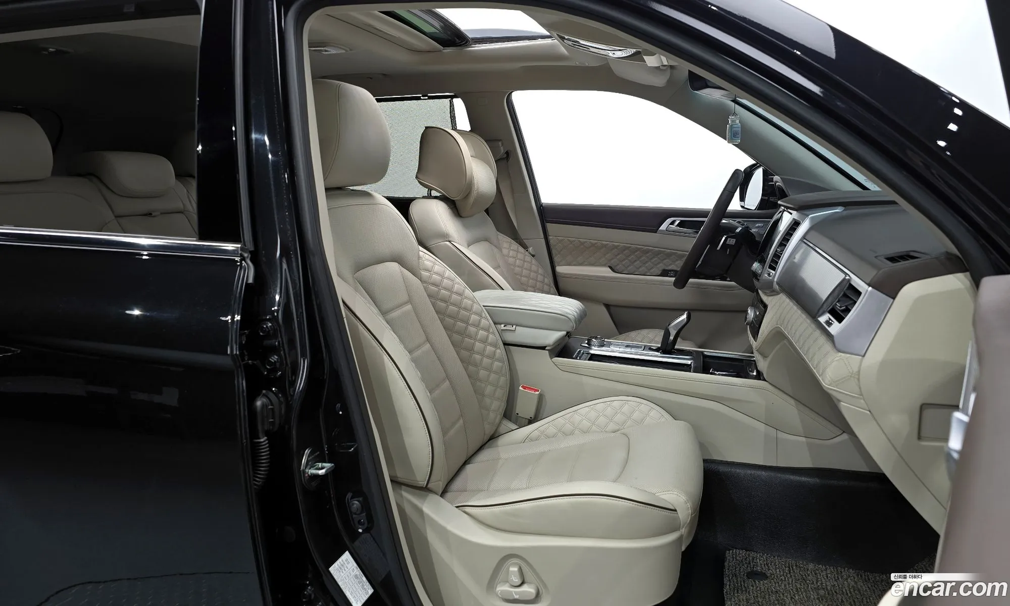 KG Mobility (SsangYong) Rexton 2020 — 6