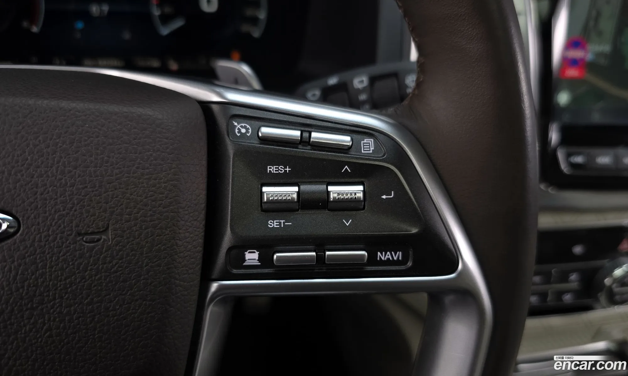 KG Mobility (SsangYong) Rexton 2020 — 11