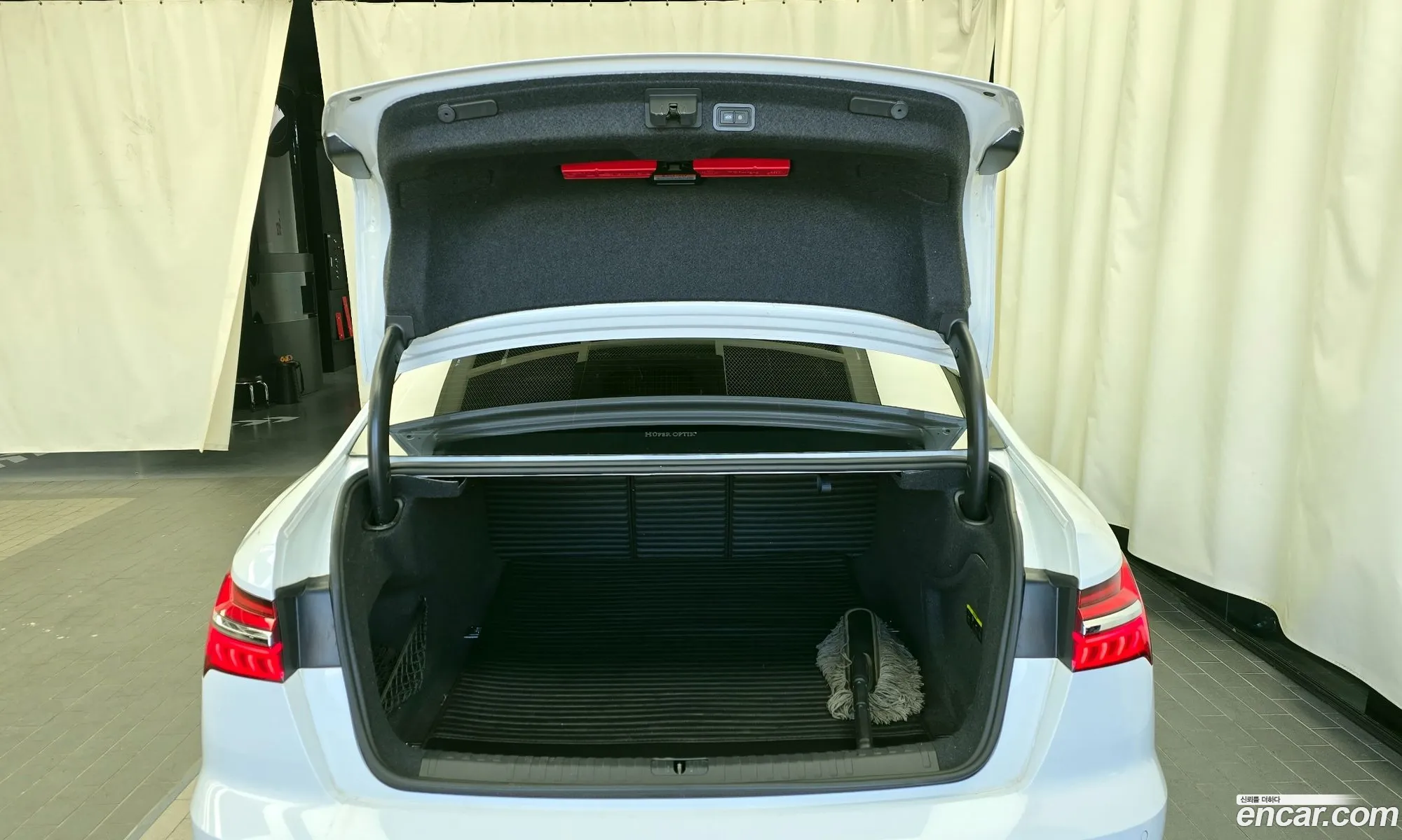 Audi A6 2021 WAUZZZF21MN013341 — 18
