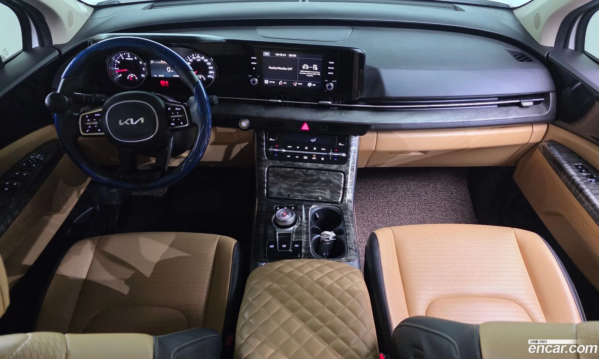 Kia Carnival 2023 KNANC813BPS392871 — 13