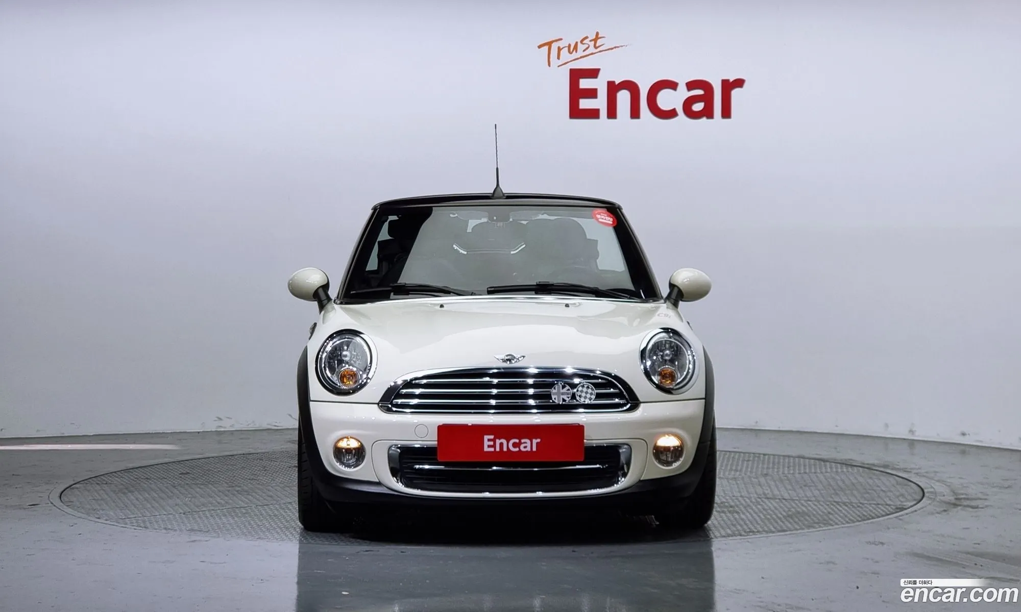 Mini Cooper Convertible 2014 WMWZN3108ET656572 — 14