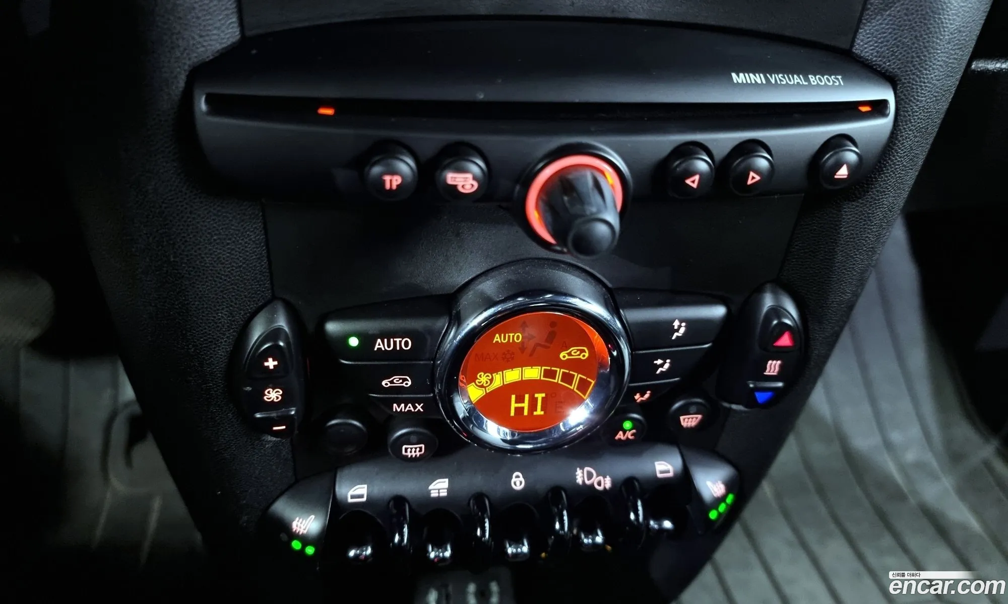 Mini Cooper Convertible 2014 WMWZN3108ET656572 — 7