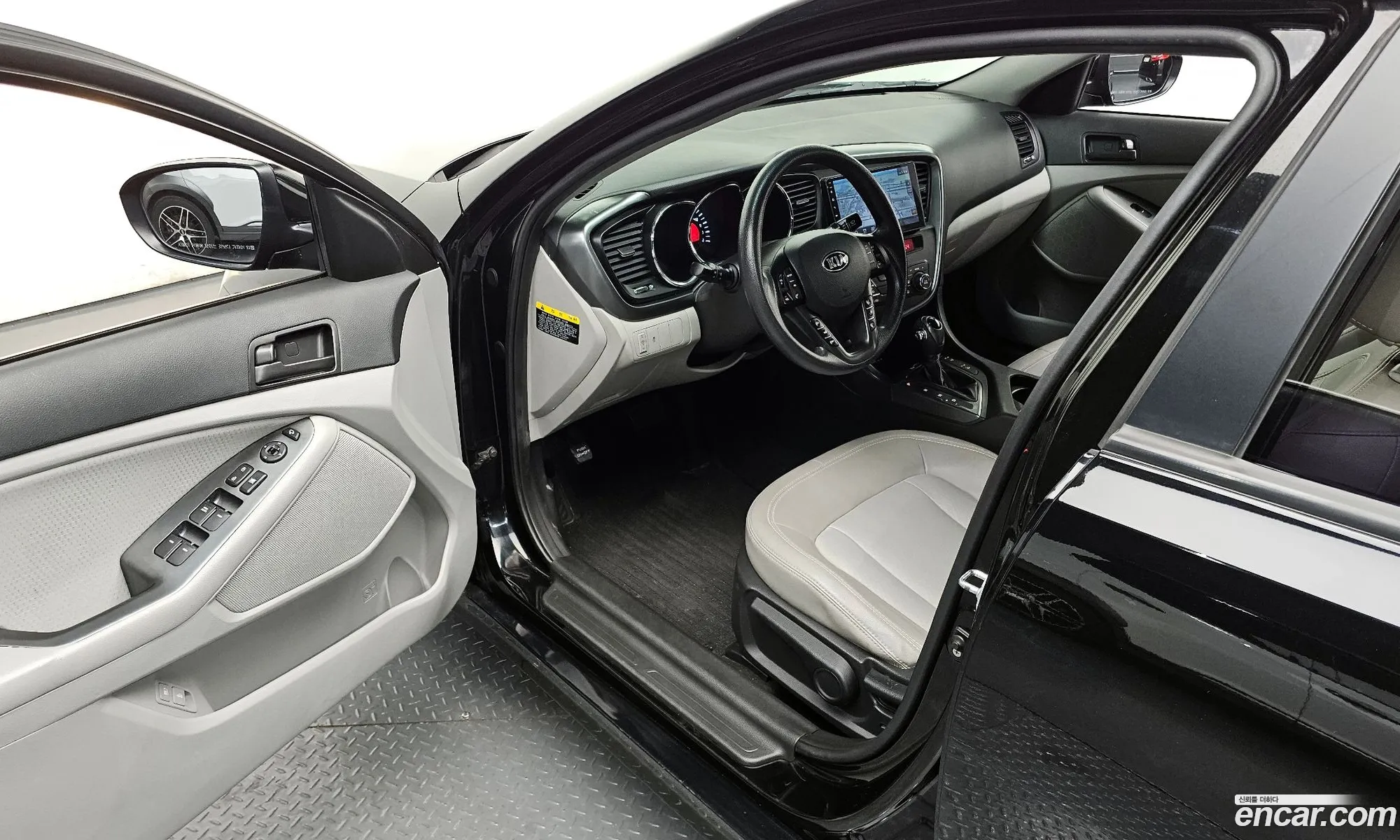Kia K5 2013 — 16