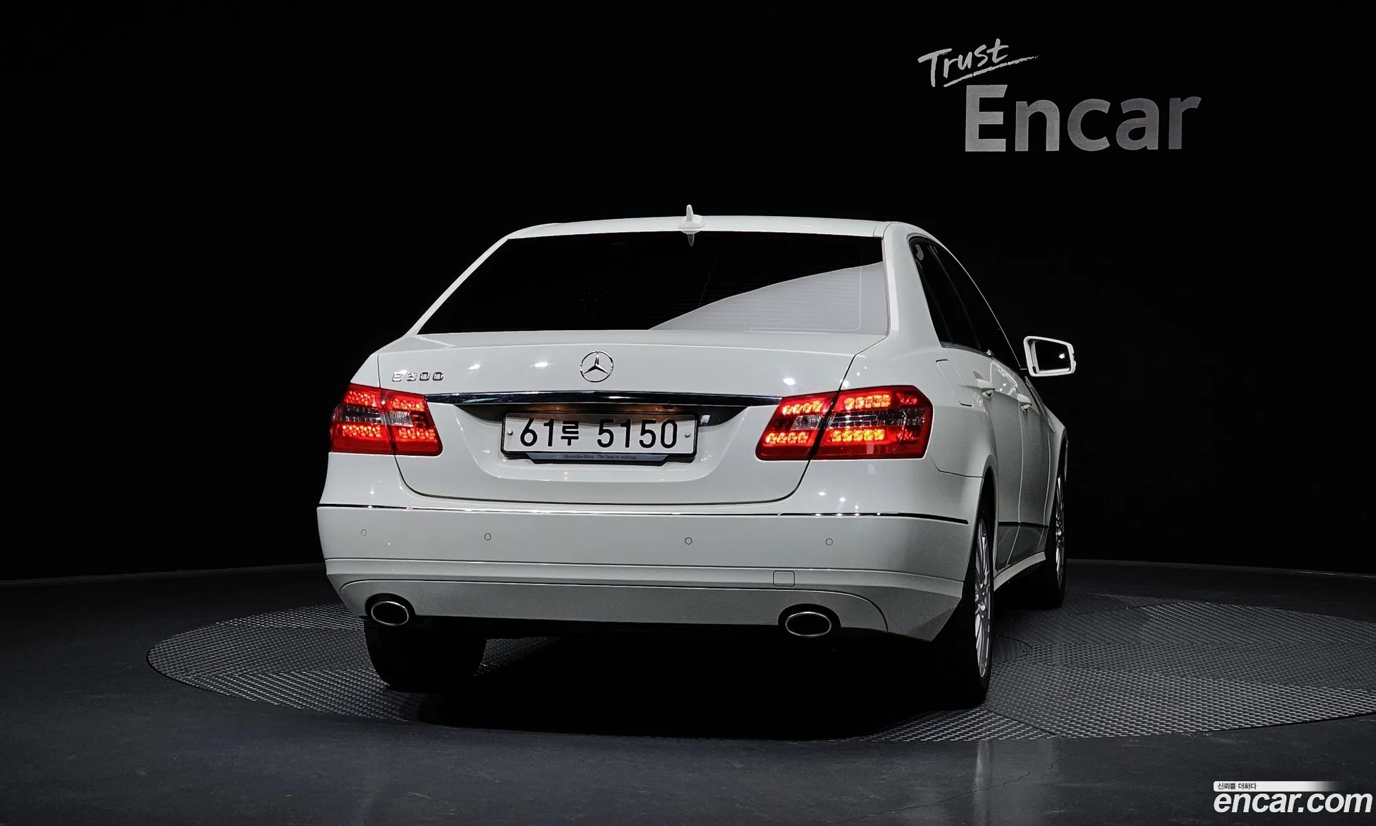 Mercedes-Benz E-Class W212 2011 WDDHF5DB2BA441125 — 15