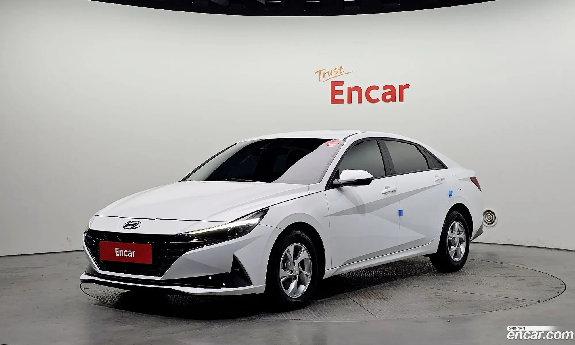 Hyundai Elantra 2021 — 18