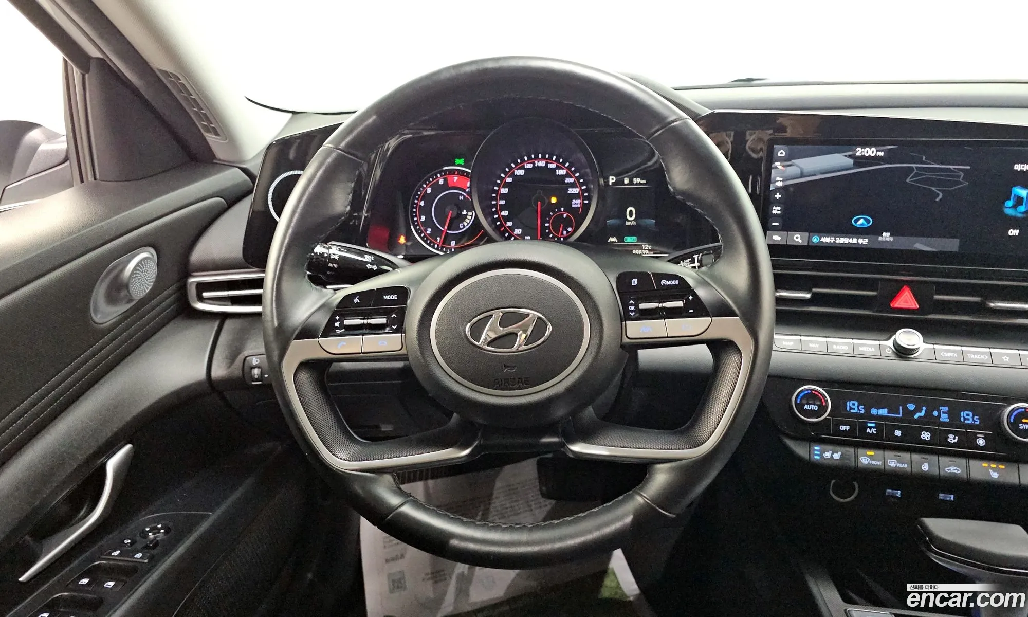 Hyundai Elantra 2021 — 11