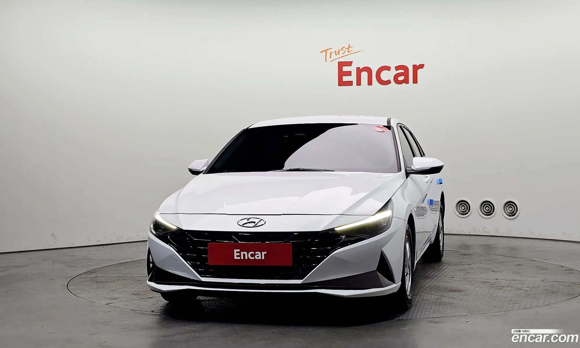 Hyundai Elantra 2021 — 4