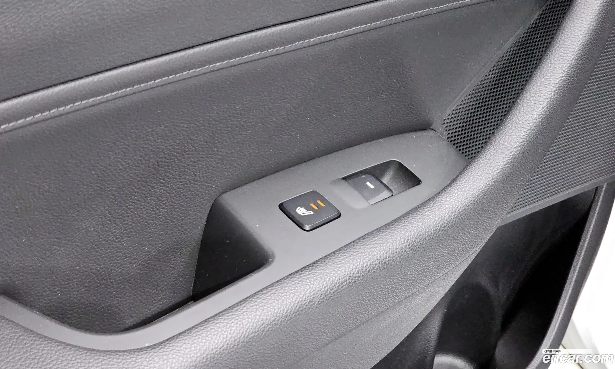 Hyundai LF Sonata 2014 — 10