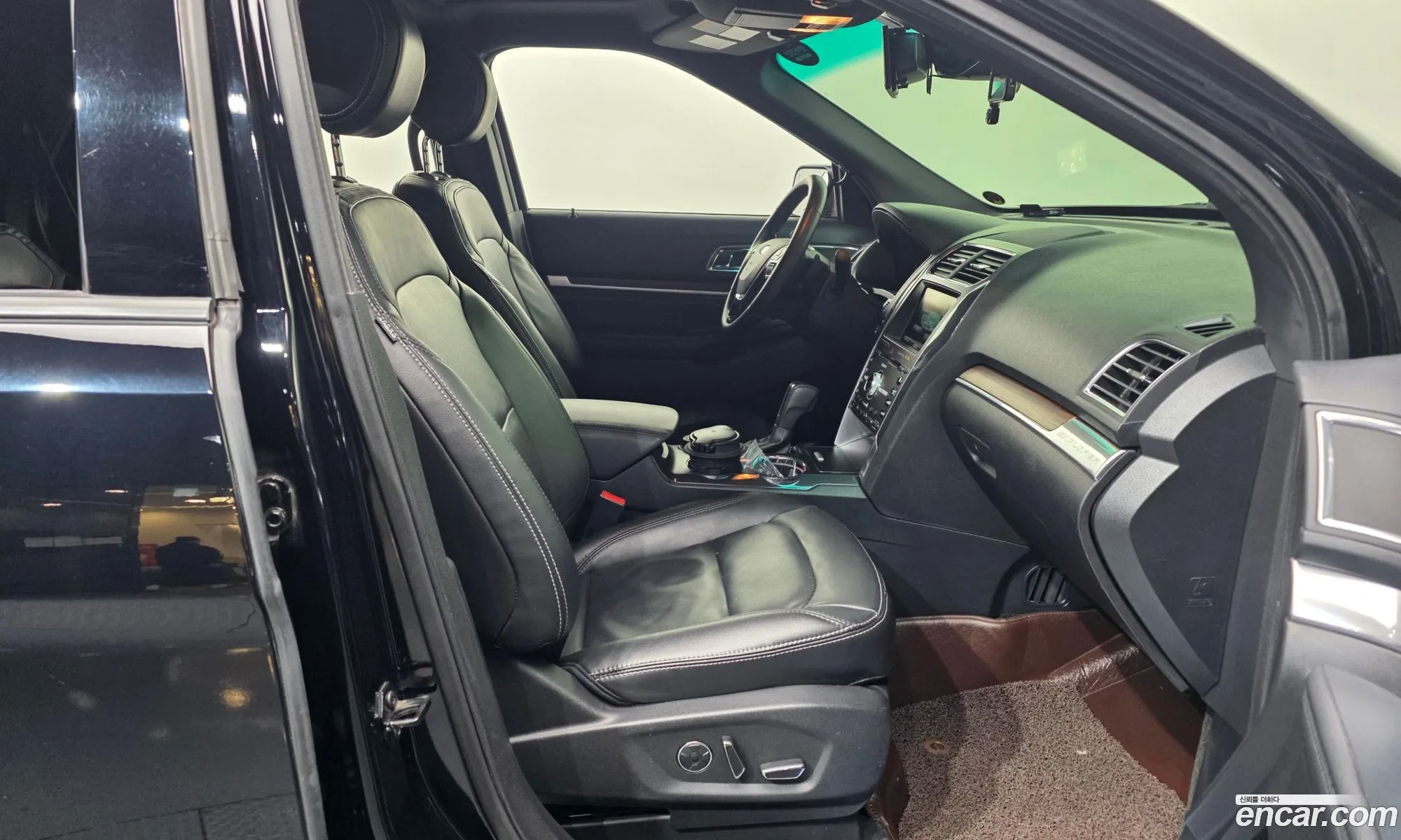 Ford Explorer 2015 1FM5K8FH1GGA40919 — 16