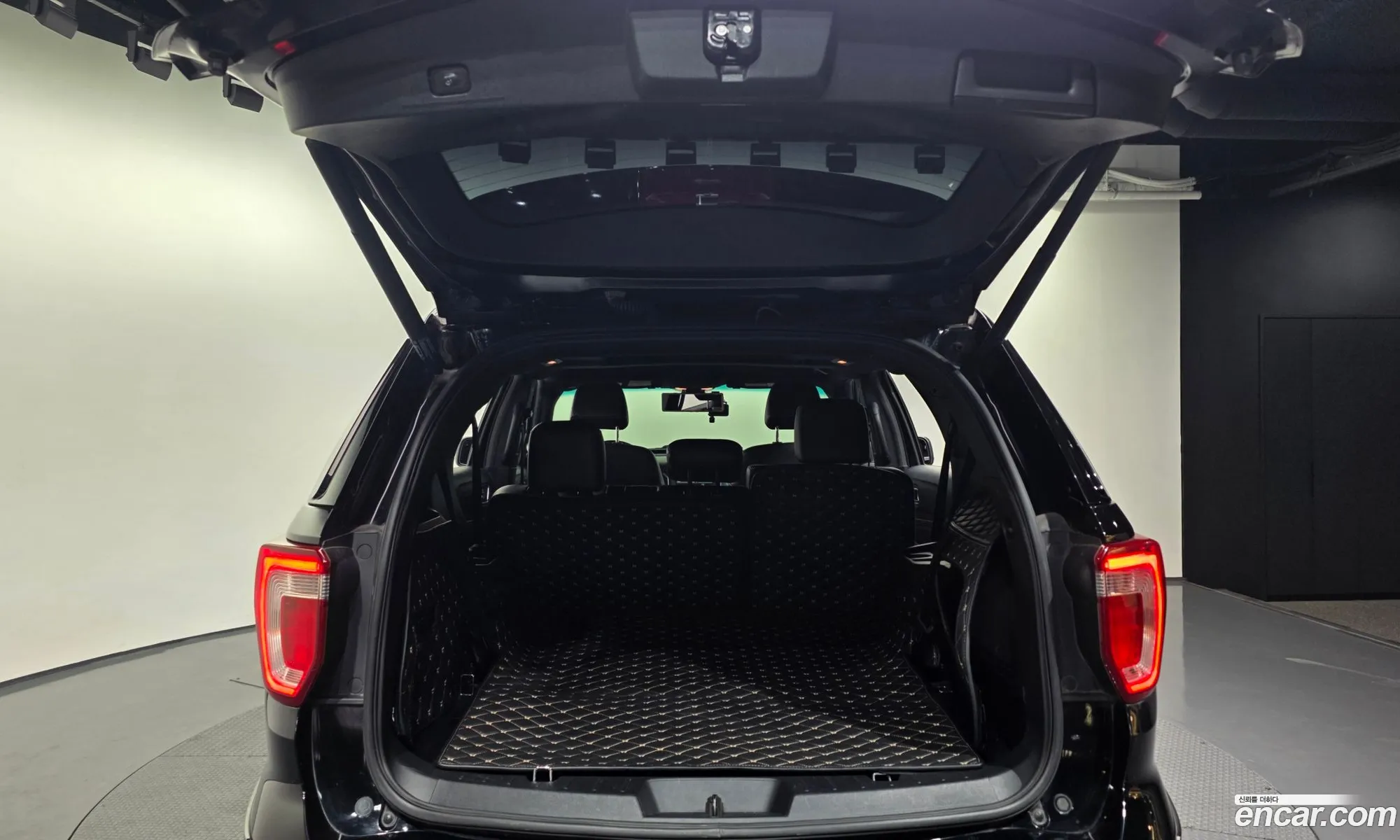Ford Explorer 2015 1FM5K8FH1GGA40919 — 14