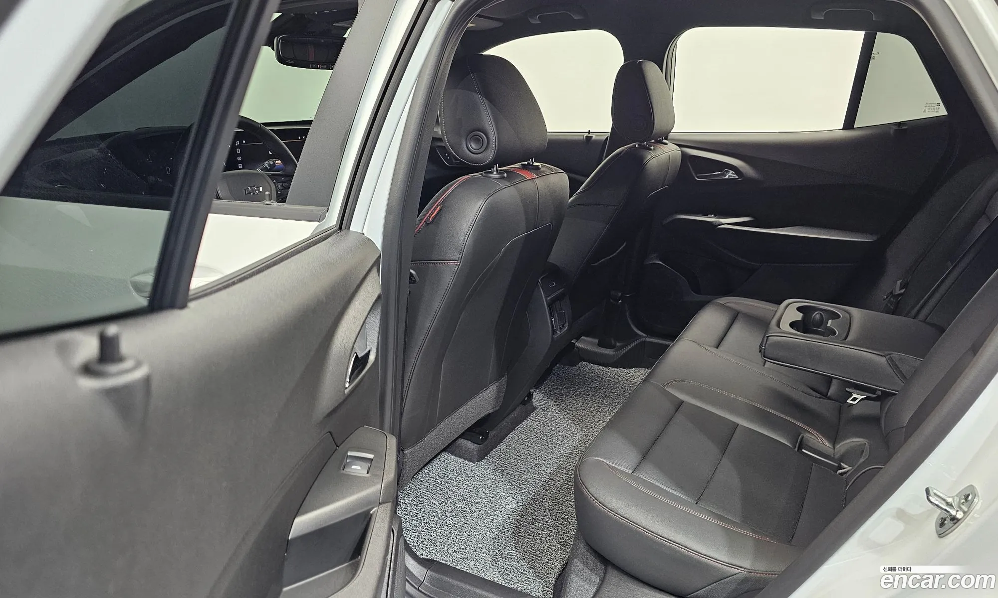 Chevrolet (GM Daewoo) Trax Crossover 2025 — 15