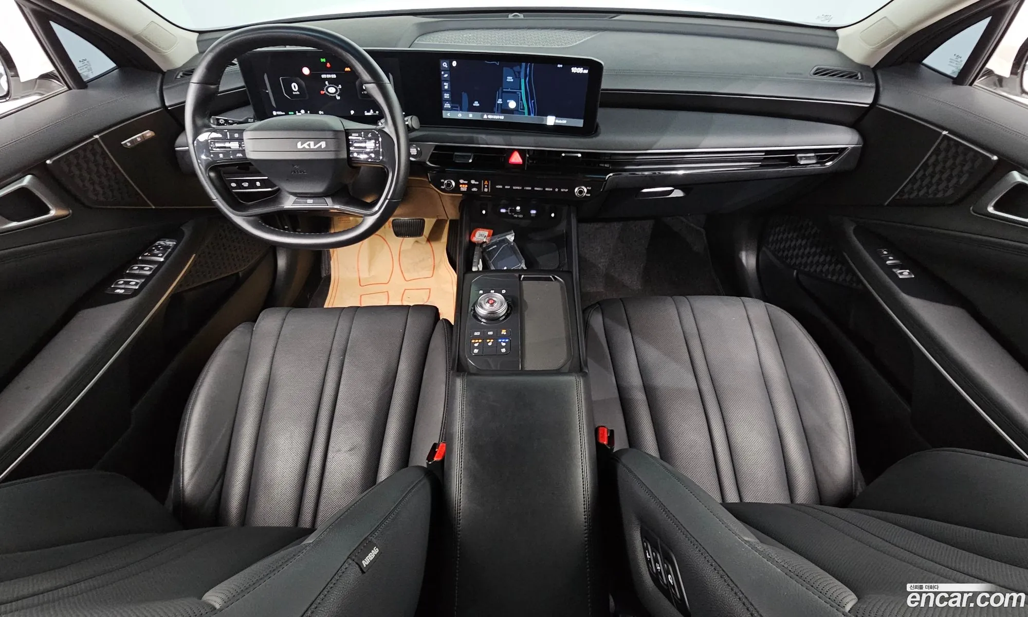 Kia K8 2024 — 17