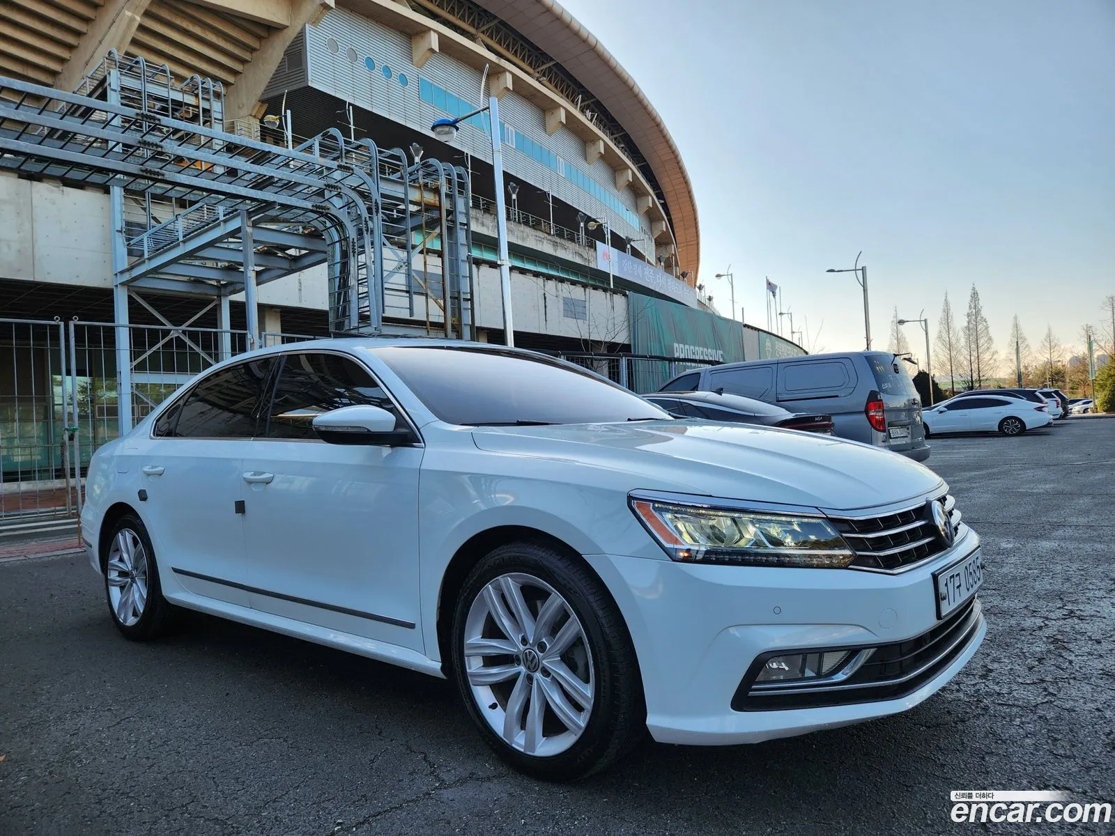 Volkswagen Passat 2018 — 14