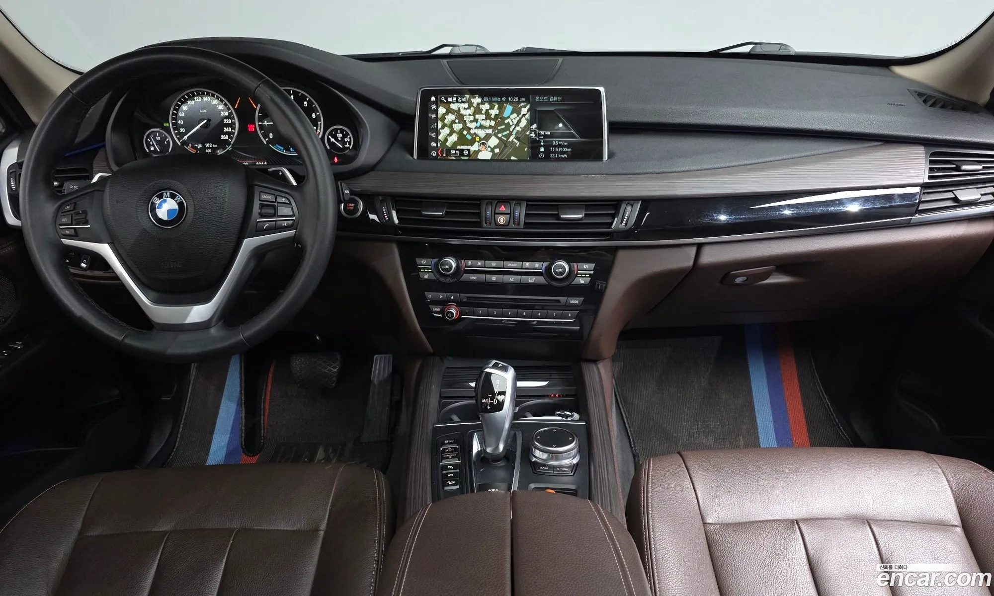 BMW X5 2018 — 16