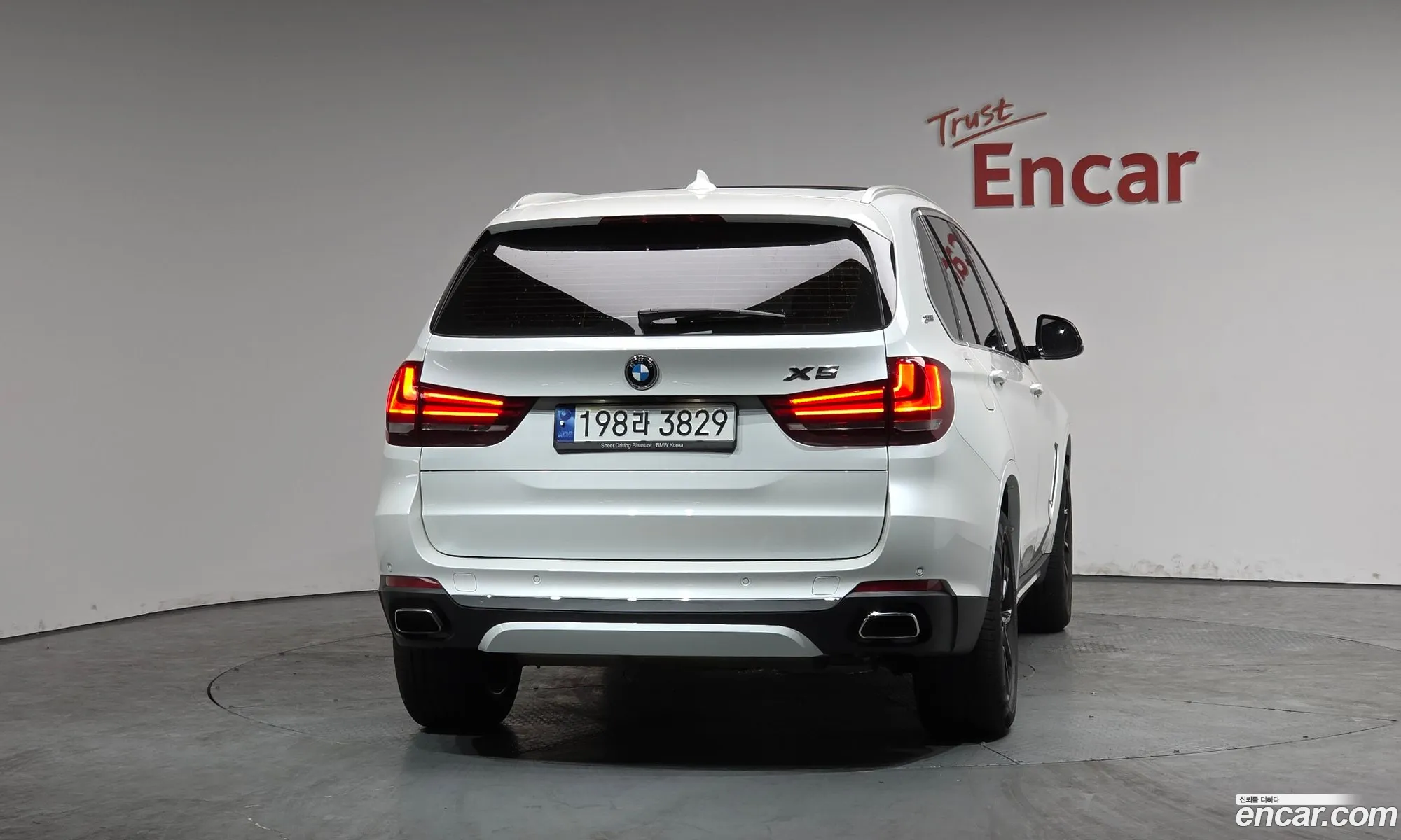 BMW X5 2018 — 18