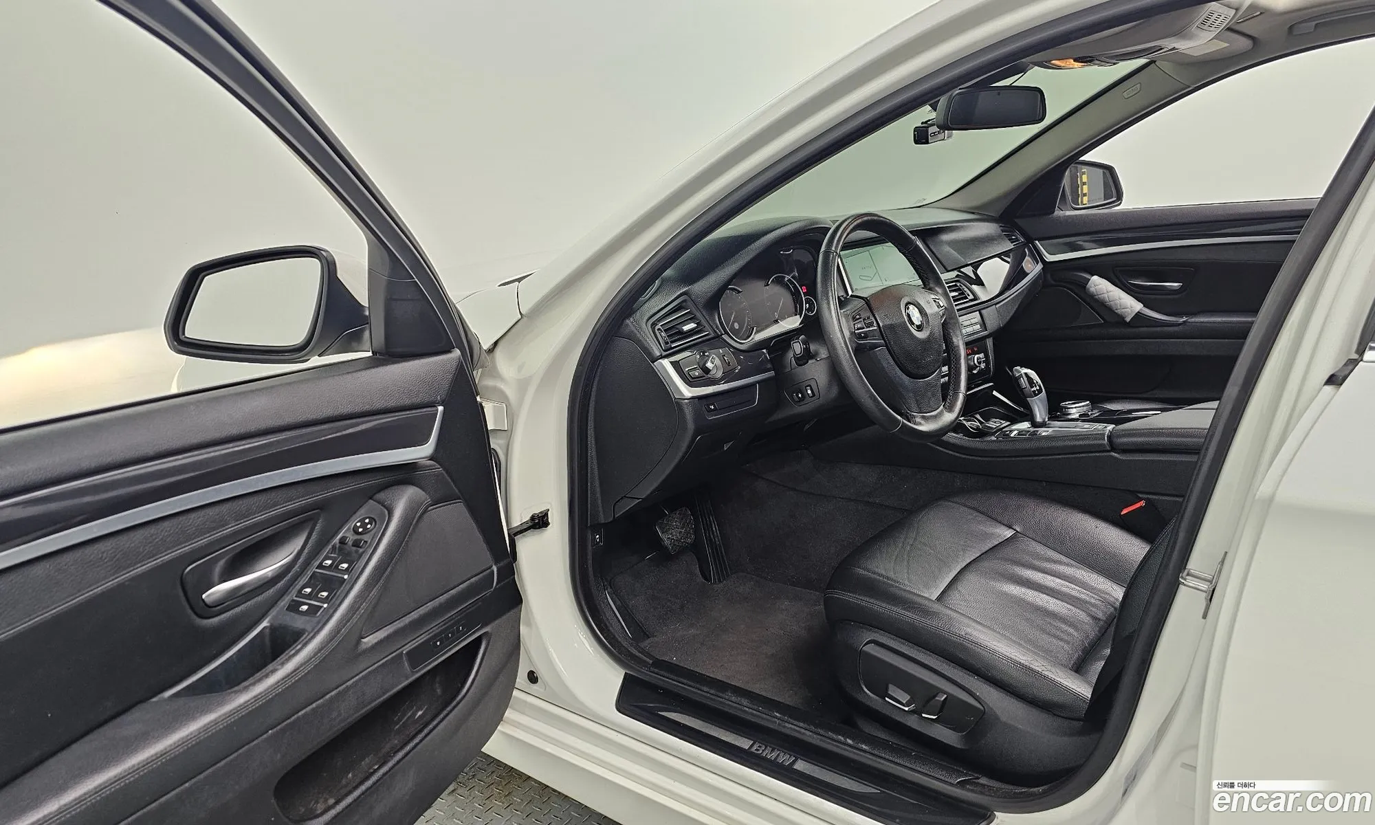BMW 5 Series 2013 WBA5C3102ED042003 — 16