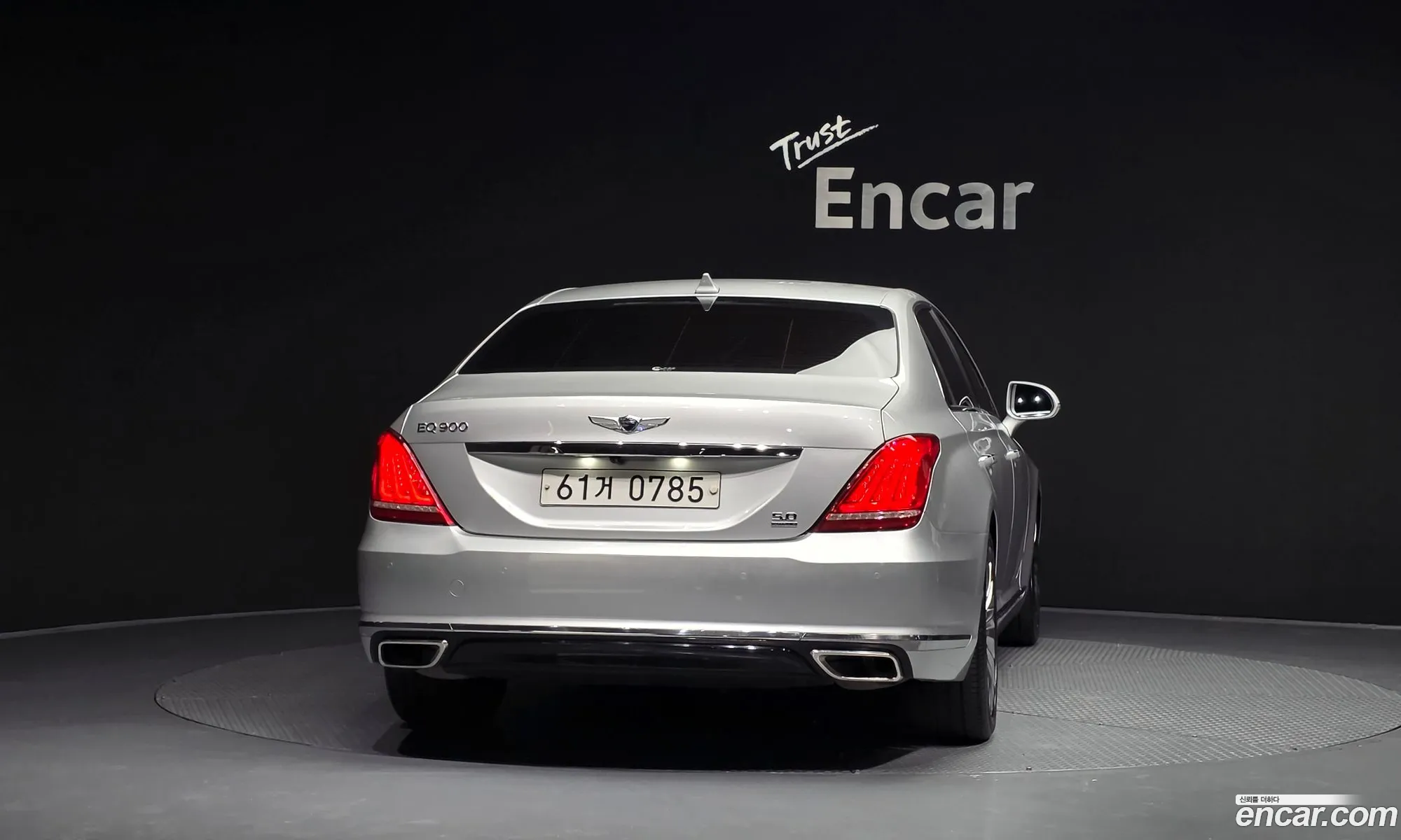 Genesis EQ900 2015 — 4