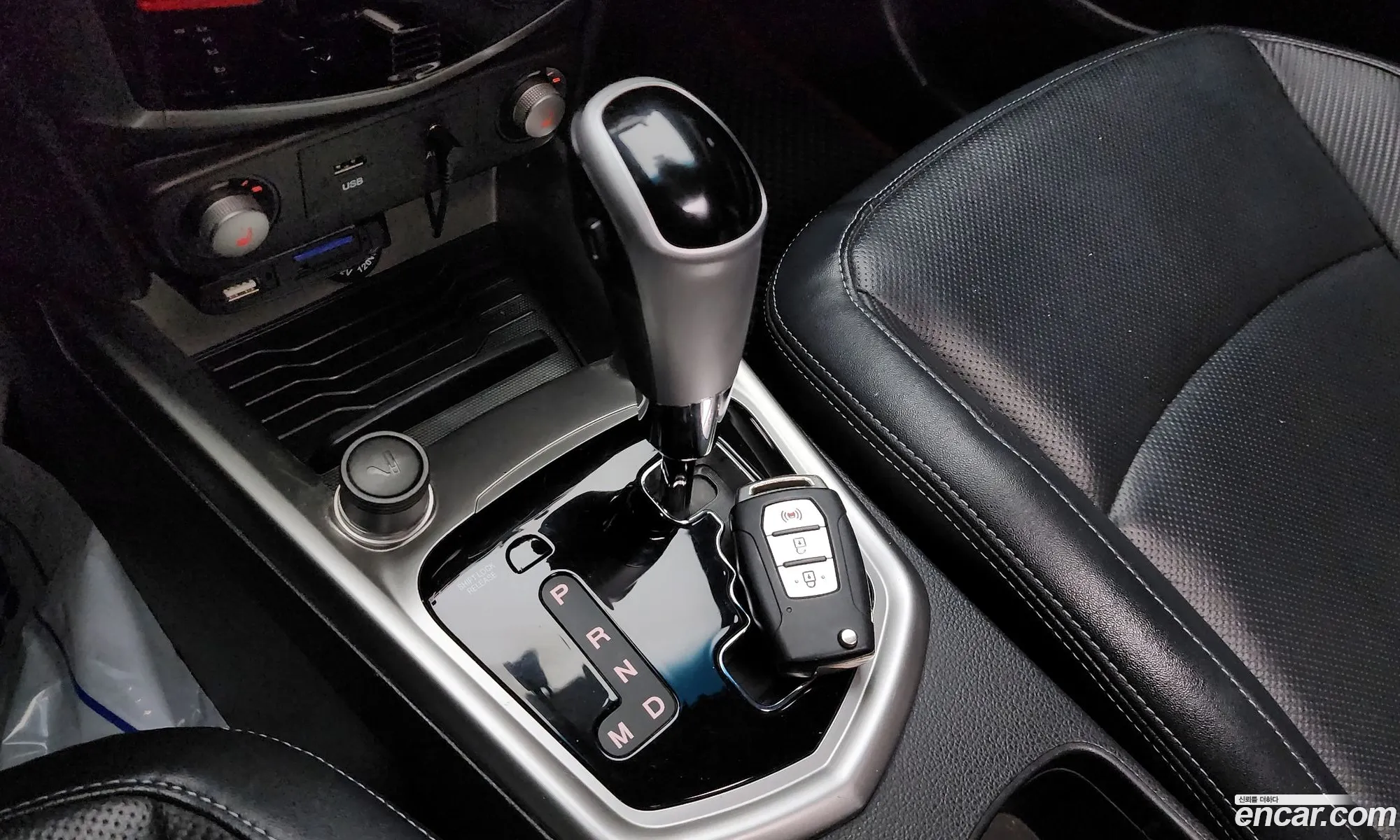 KG Mobility (SsangYong) Tivoli 2015 — 15