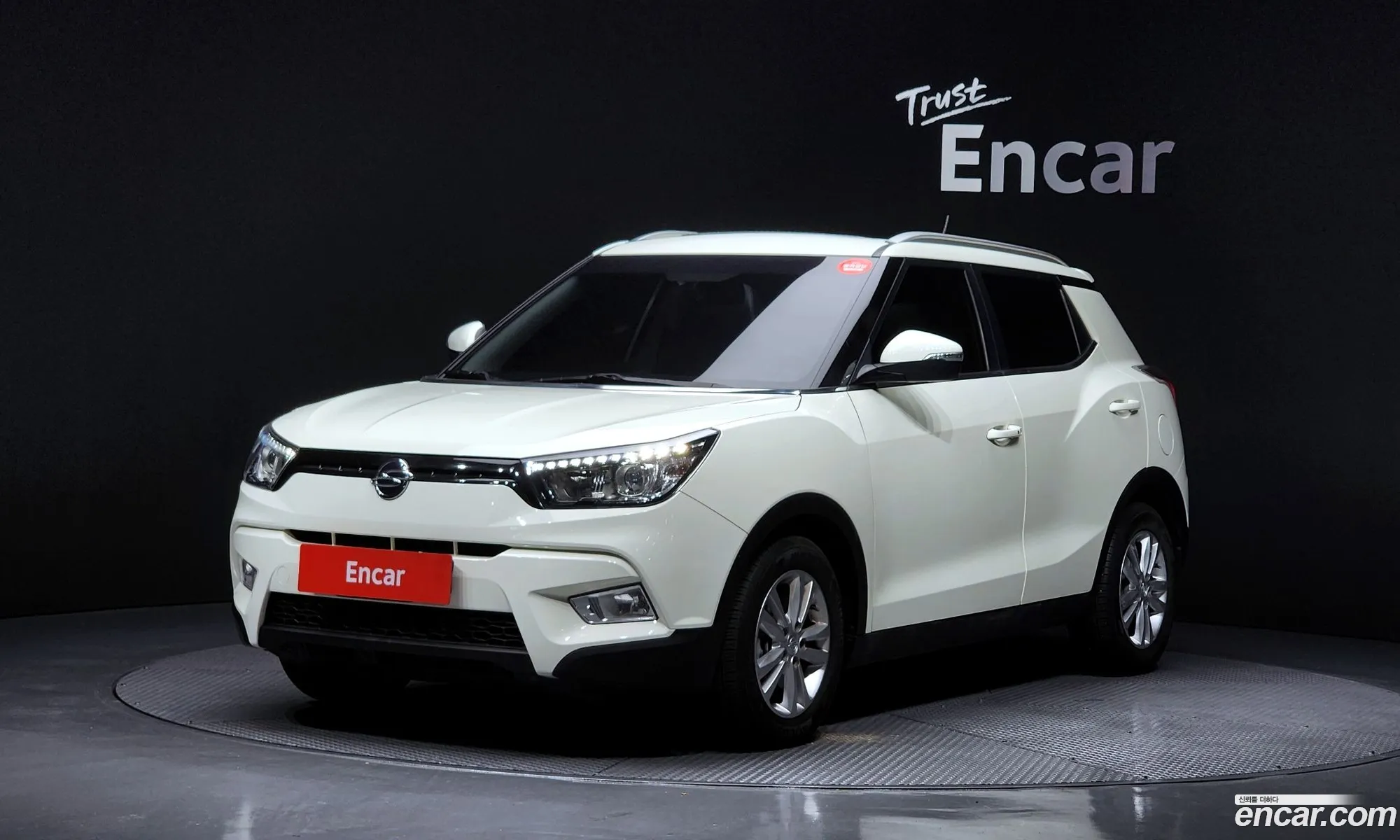 KG Mobility (SsangYong) Tivoli 2015 — 3