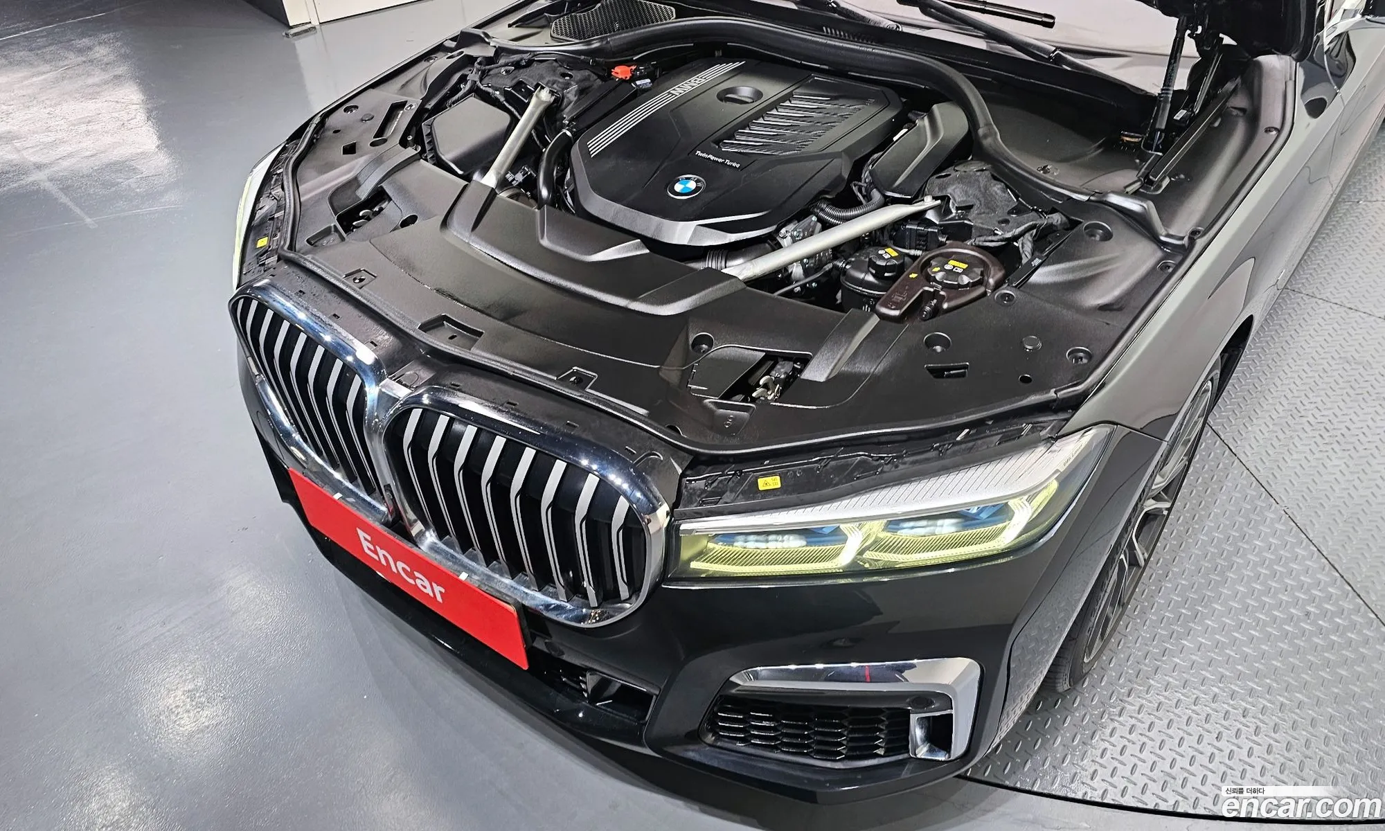 BMW 7 Series 2021 — 18