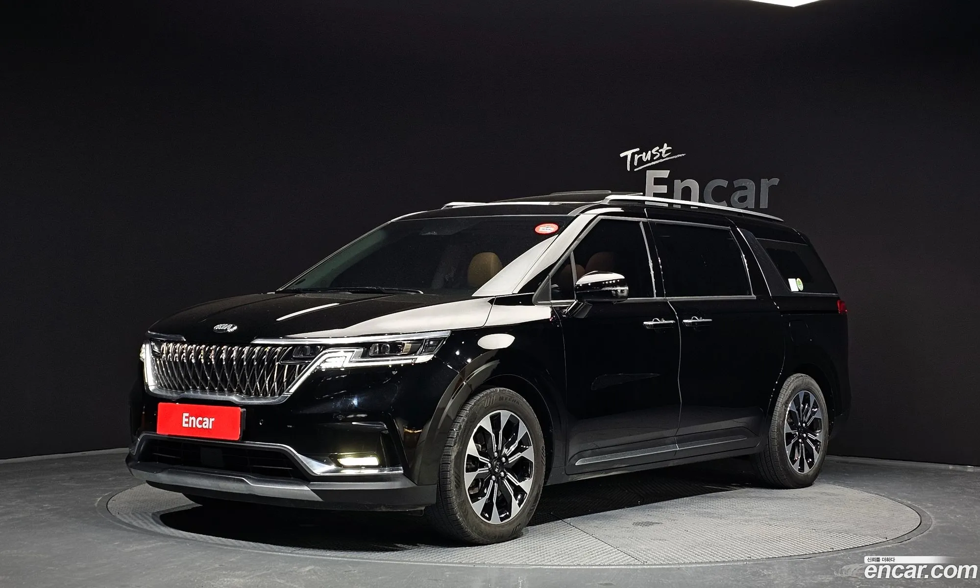 Kia Carnival 2020 KNANC81BBMS039258 — 4