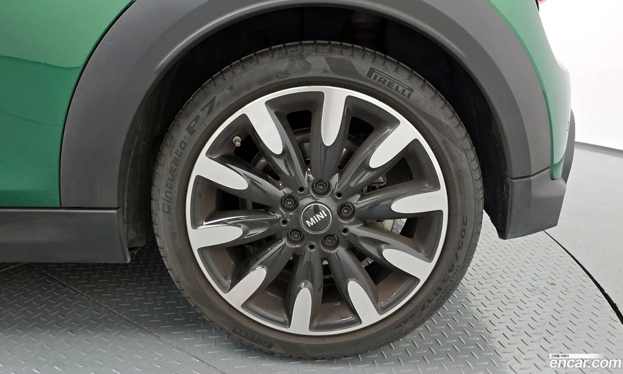 Mini Cooper S 2023 WMW61DH04P2T59981 — 16