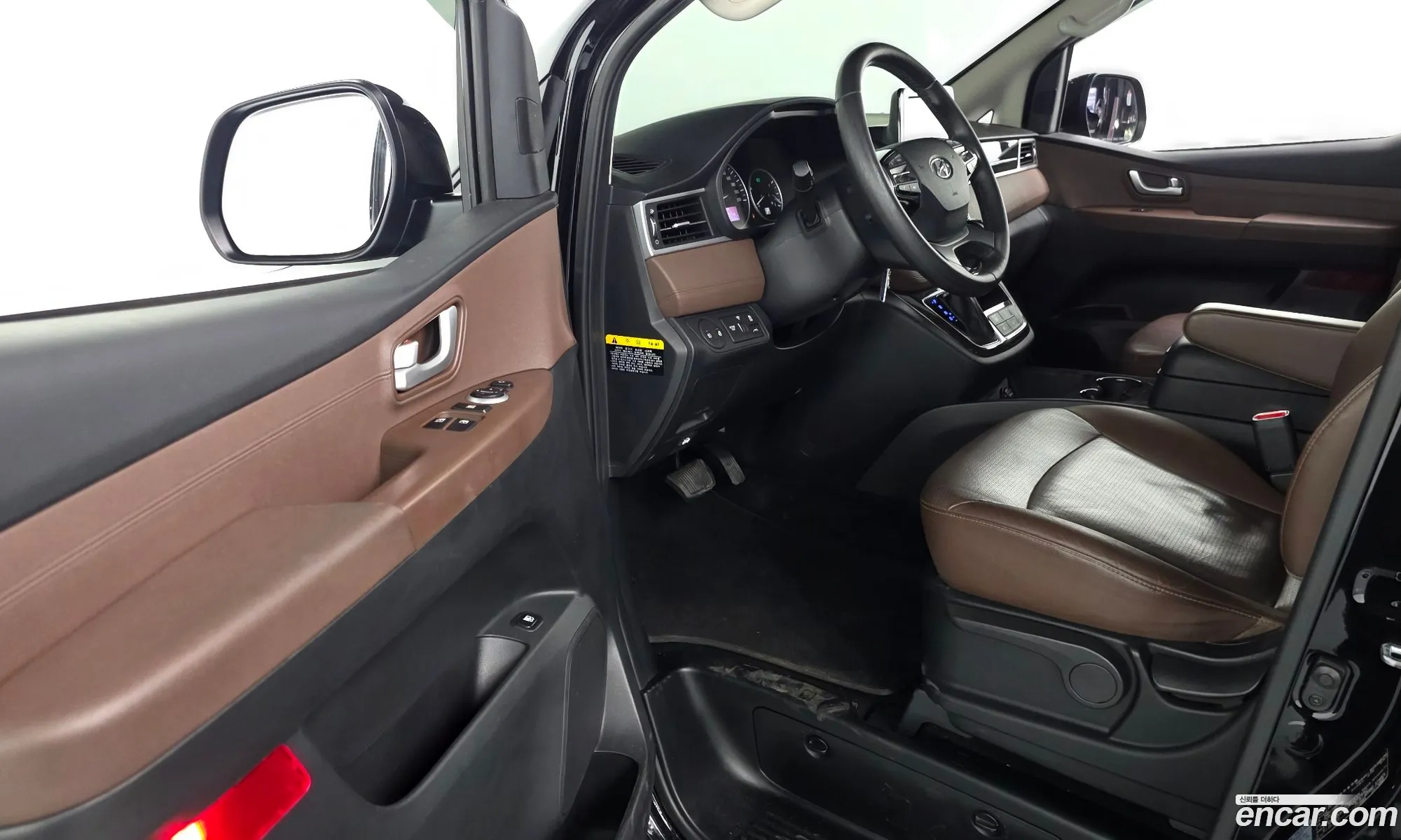 Hyundai Grand Starex 2018 — 20