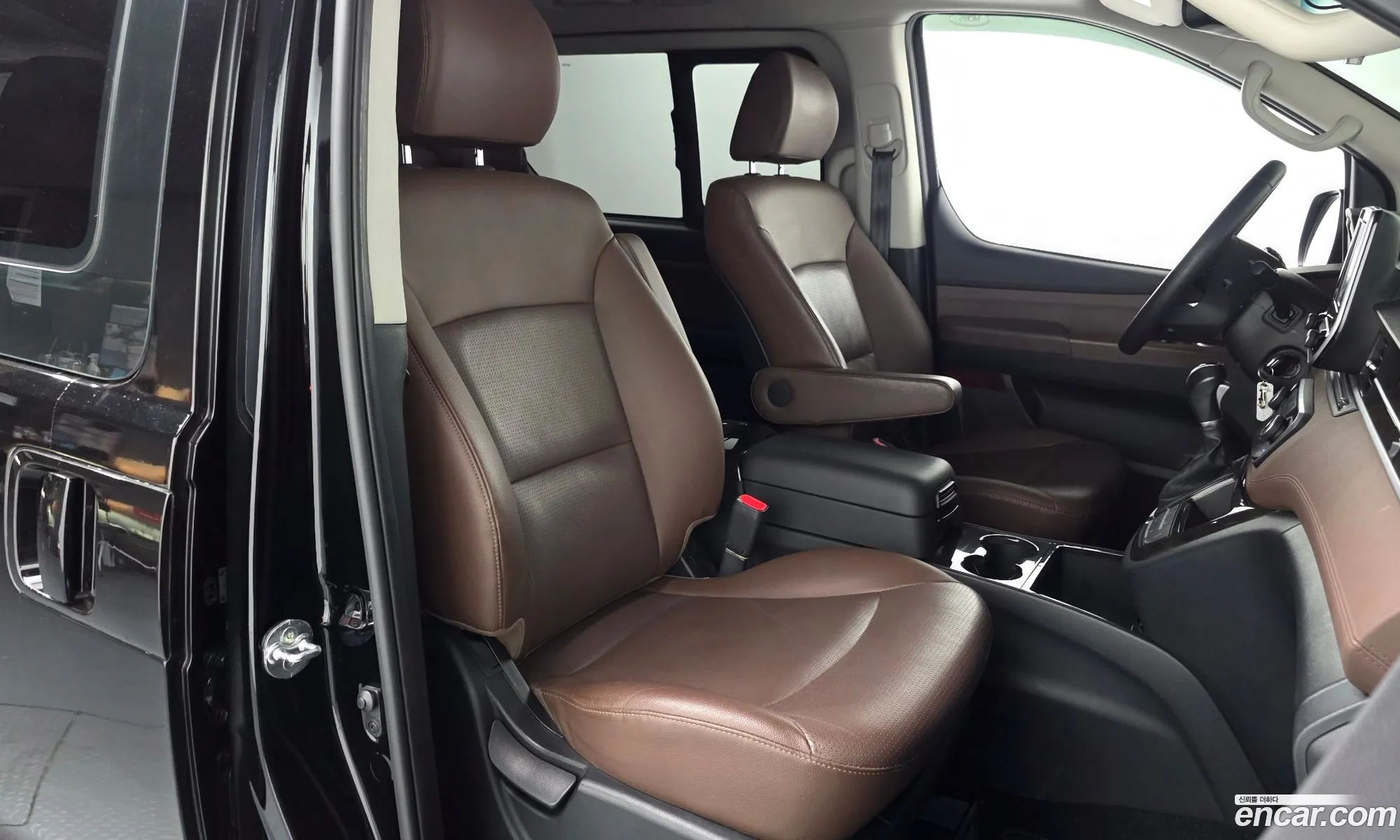 Hyundai Grand Starex 2018 — 6