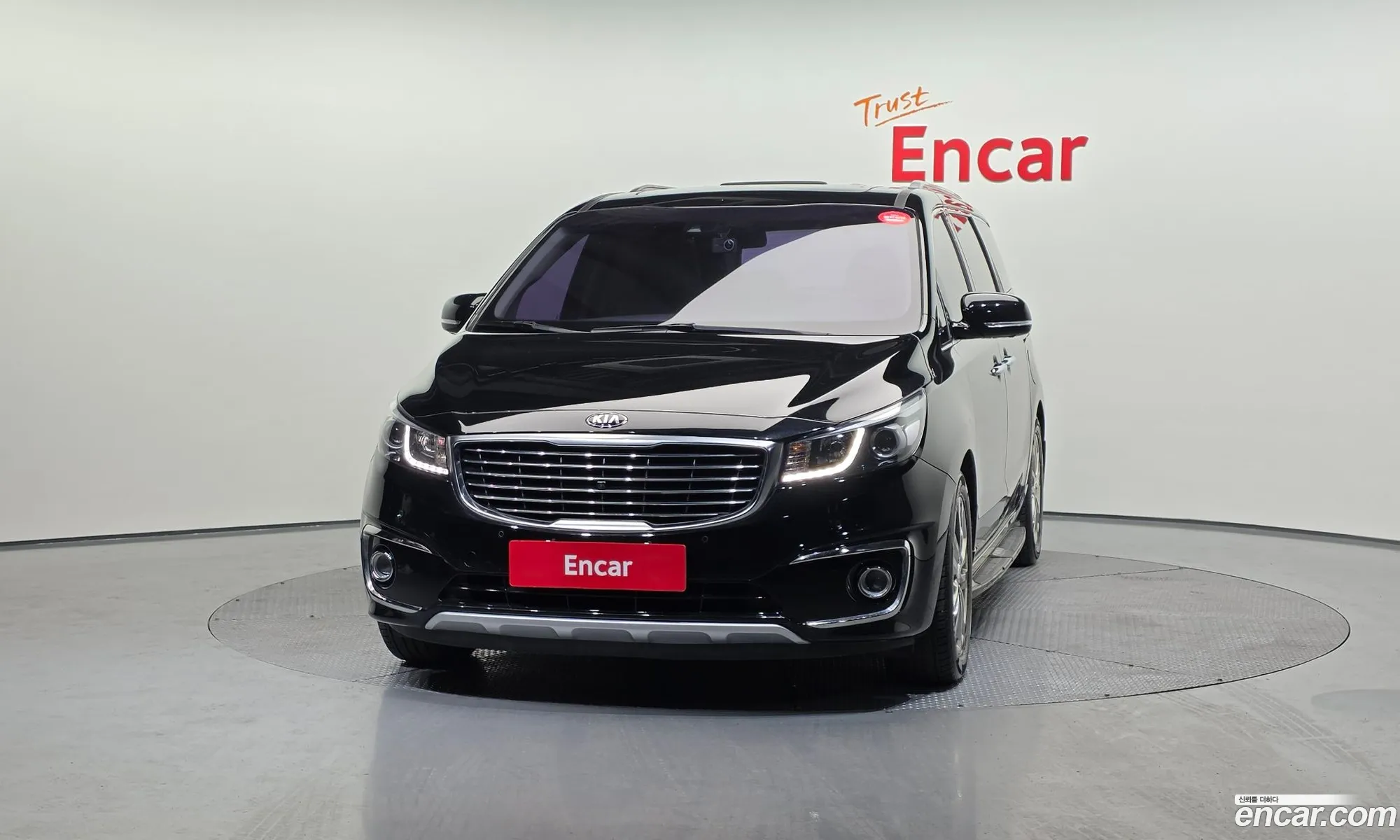 Kia Carnival 2015 — 2
