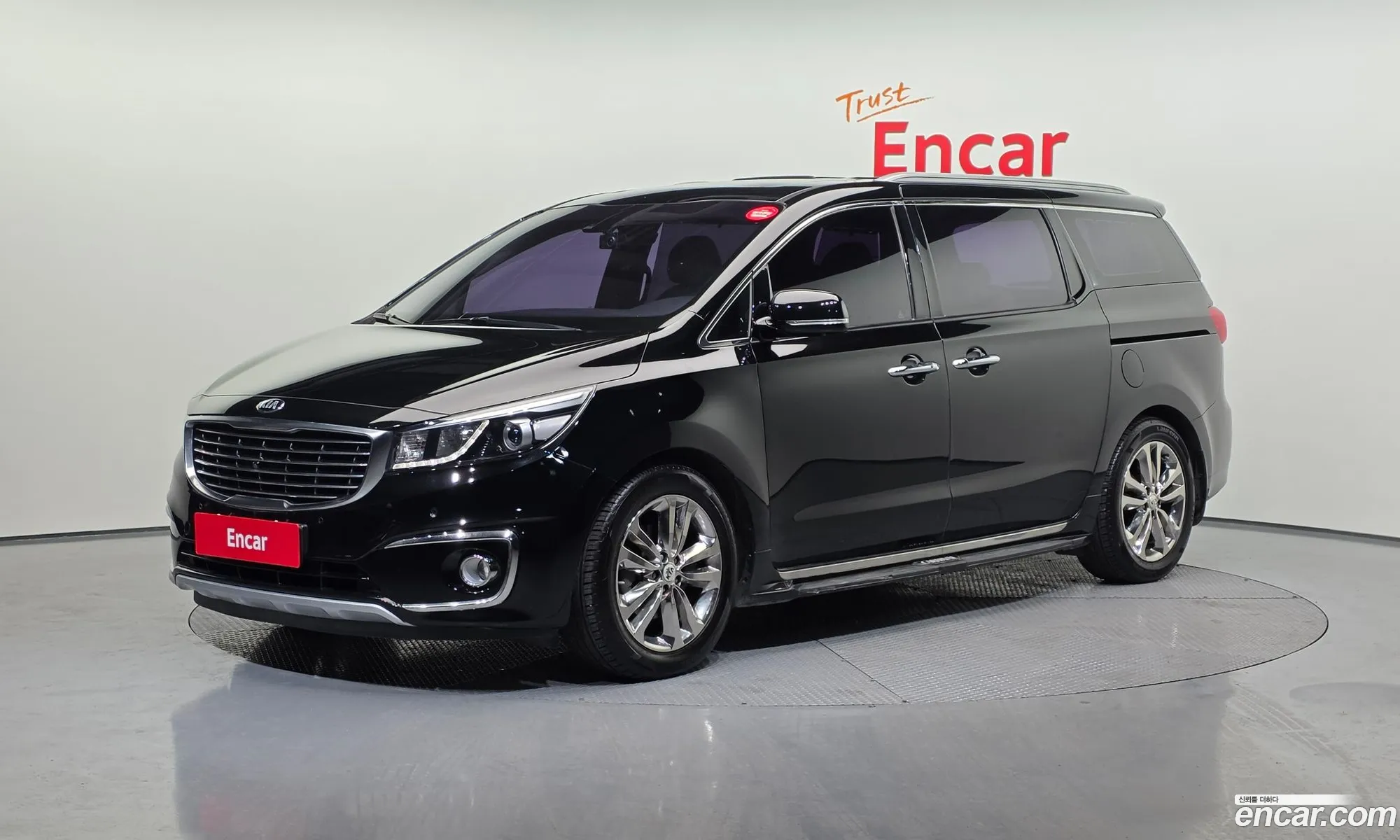Kia Carnival 2015 — 14
